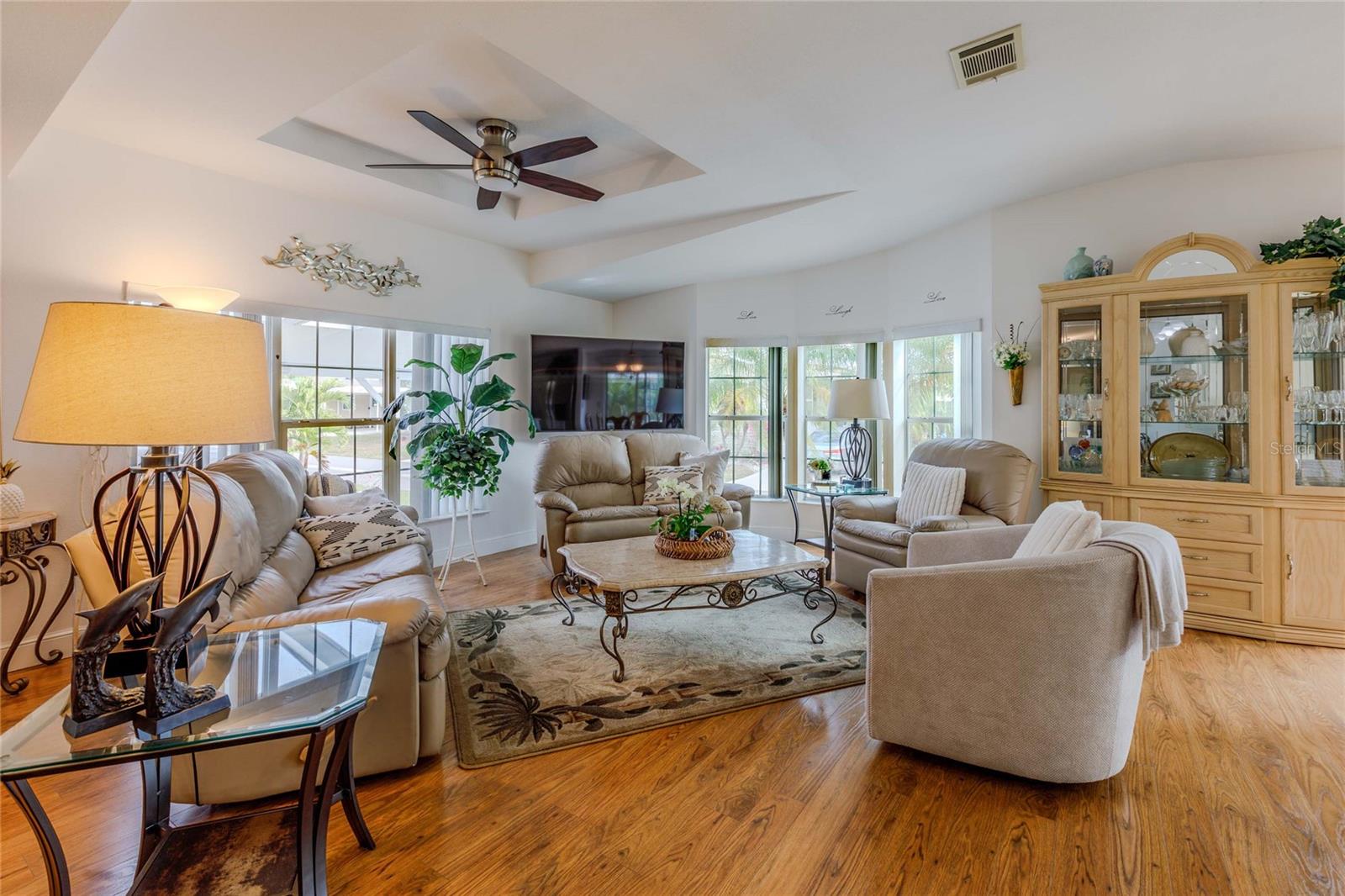 Image 13 of 76 For 2100 Kings Highway 246