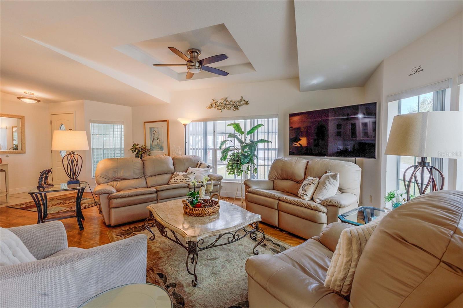 Image 14 of 76 For 2100 Kings Highway 246