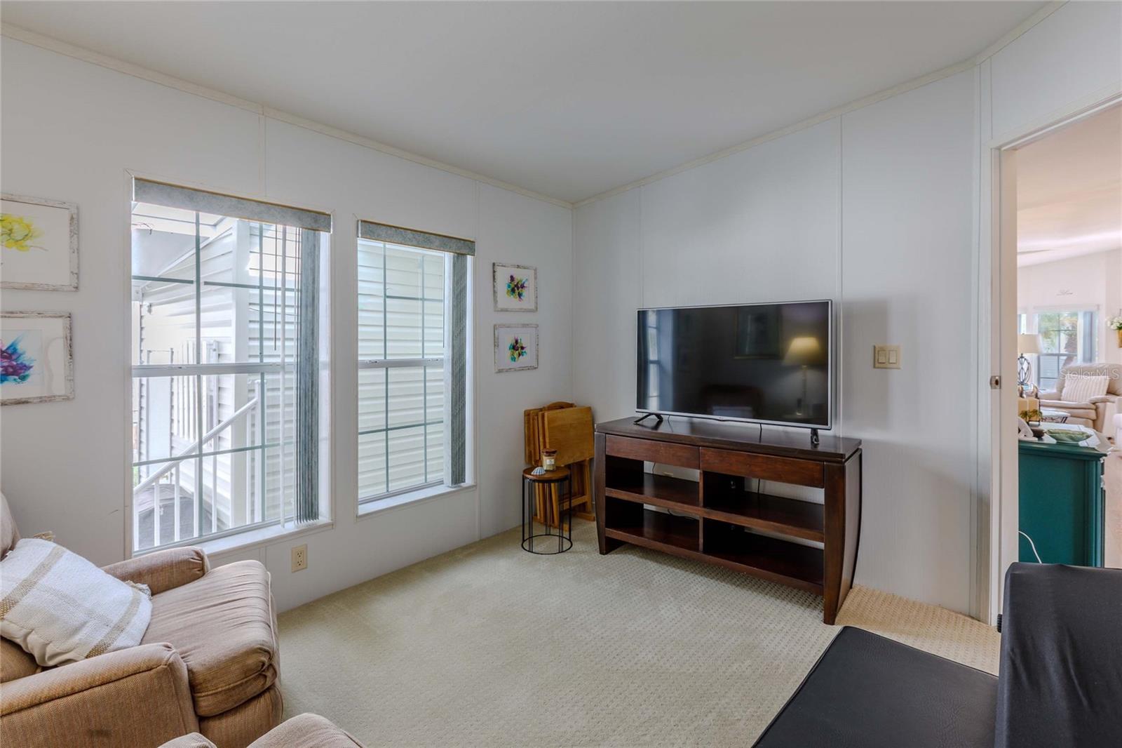 Image 20 of 76 For 2100 Kings Highway 246