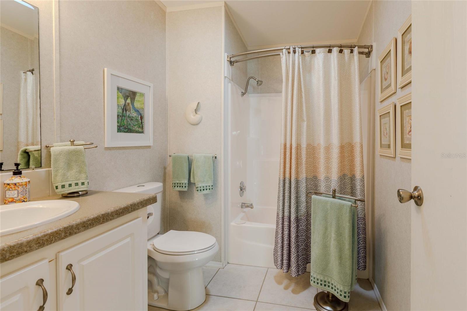 Image 22 of 76 For 2100 Kings Highway 246