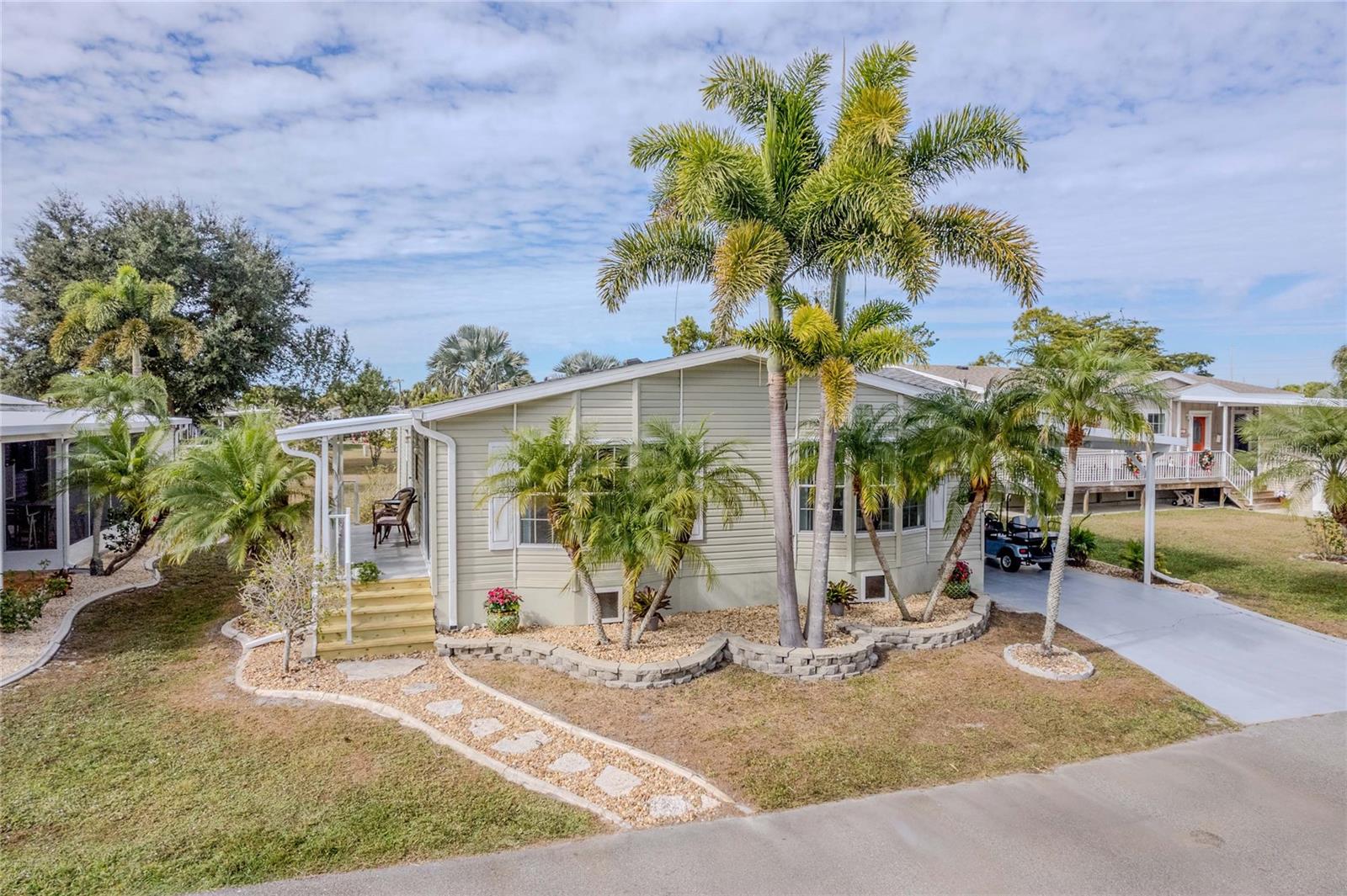 Image 23 of 76 For 2100 Kings Highway 246