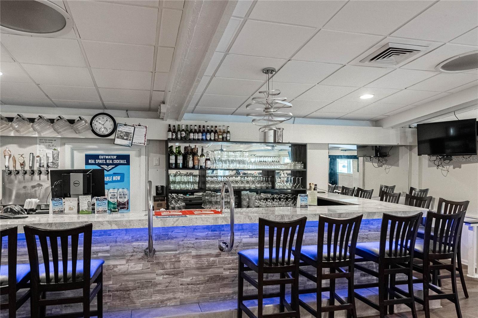 Image 40 of 76 For 2100 Kings Highway 246