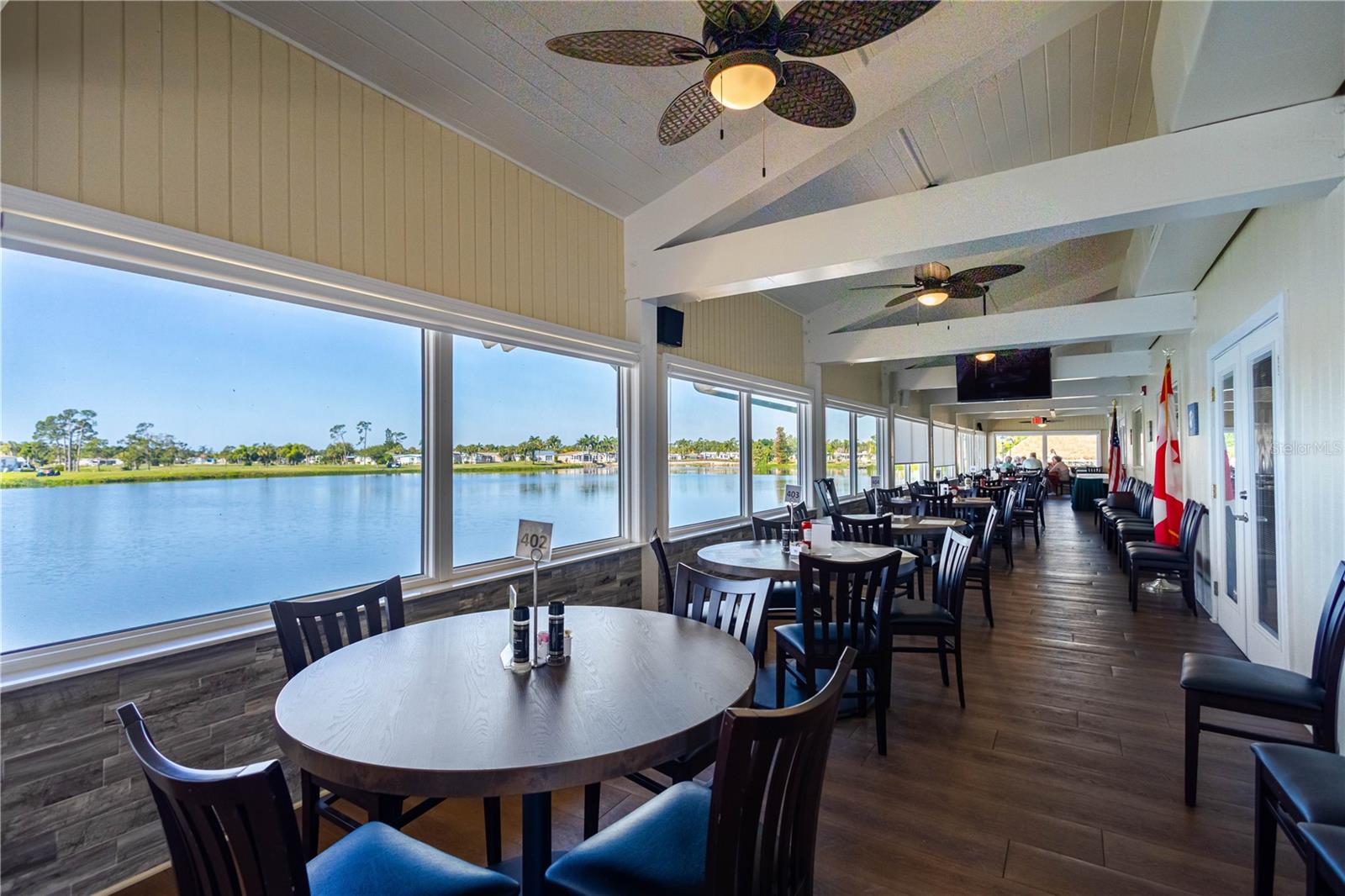 Image 43 of 76 For 2100 Kings Highway 246