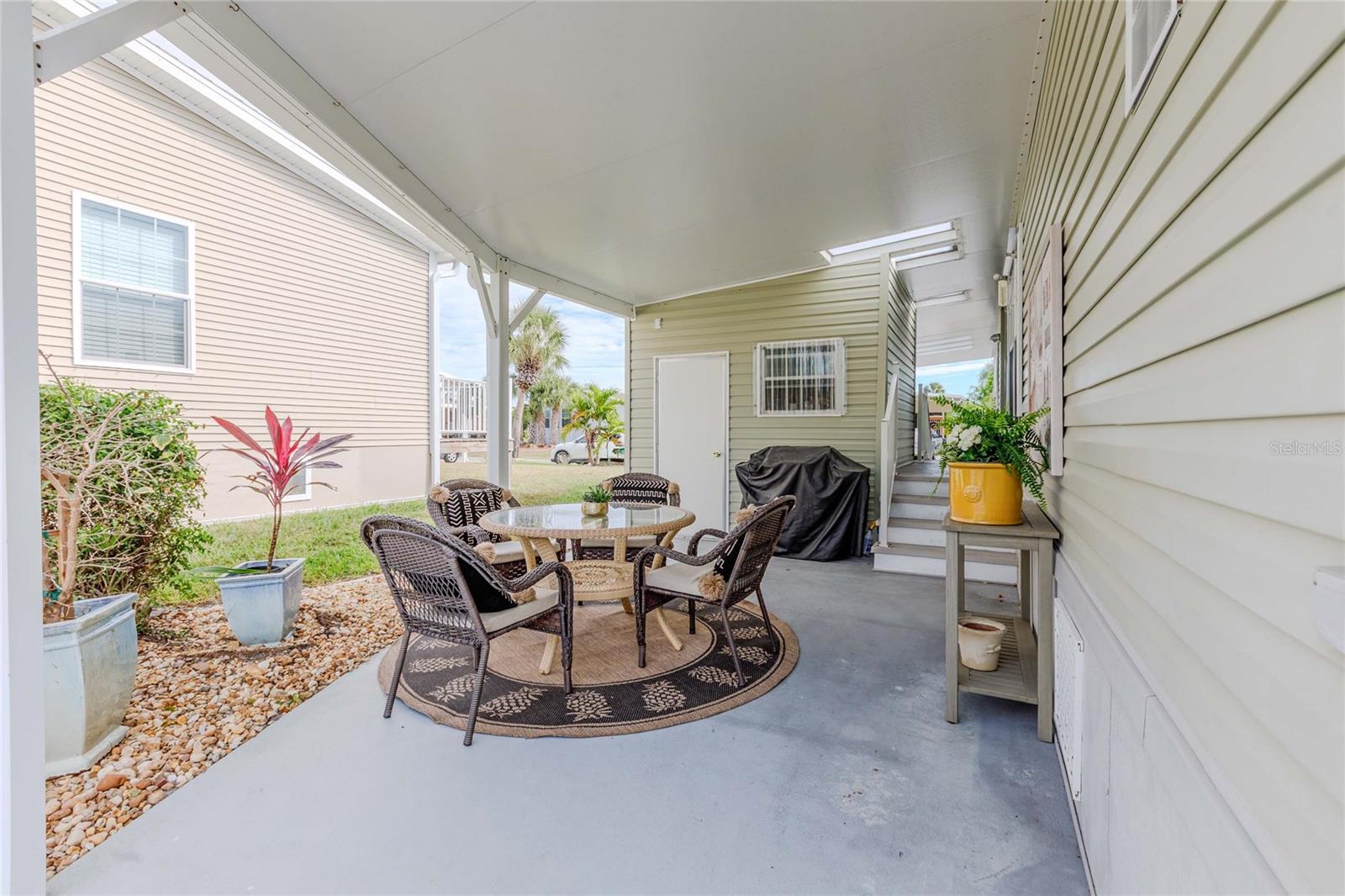 Image 6 of 76 For 2100 Kings Highway 246