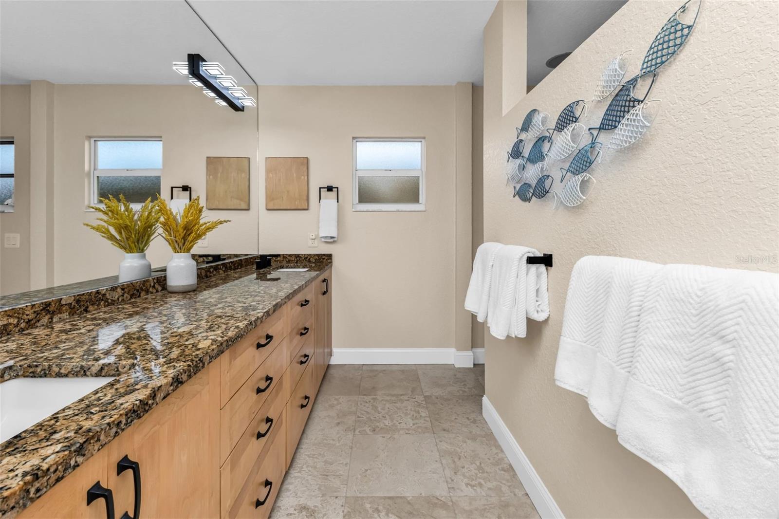 Image 11 of 100 For 3354 Dover Drive