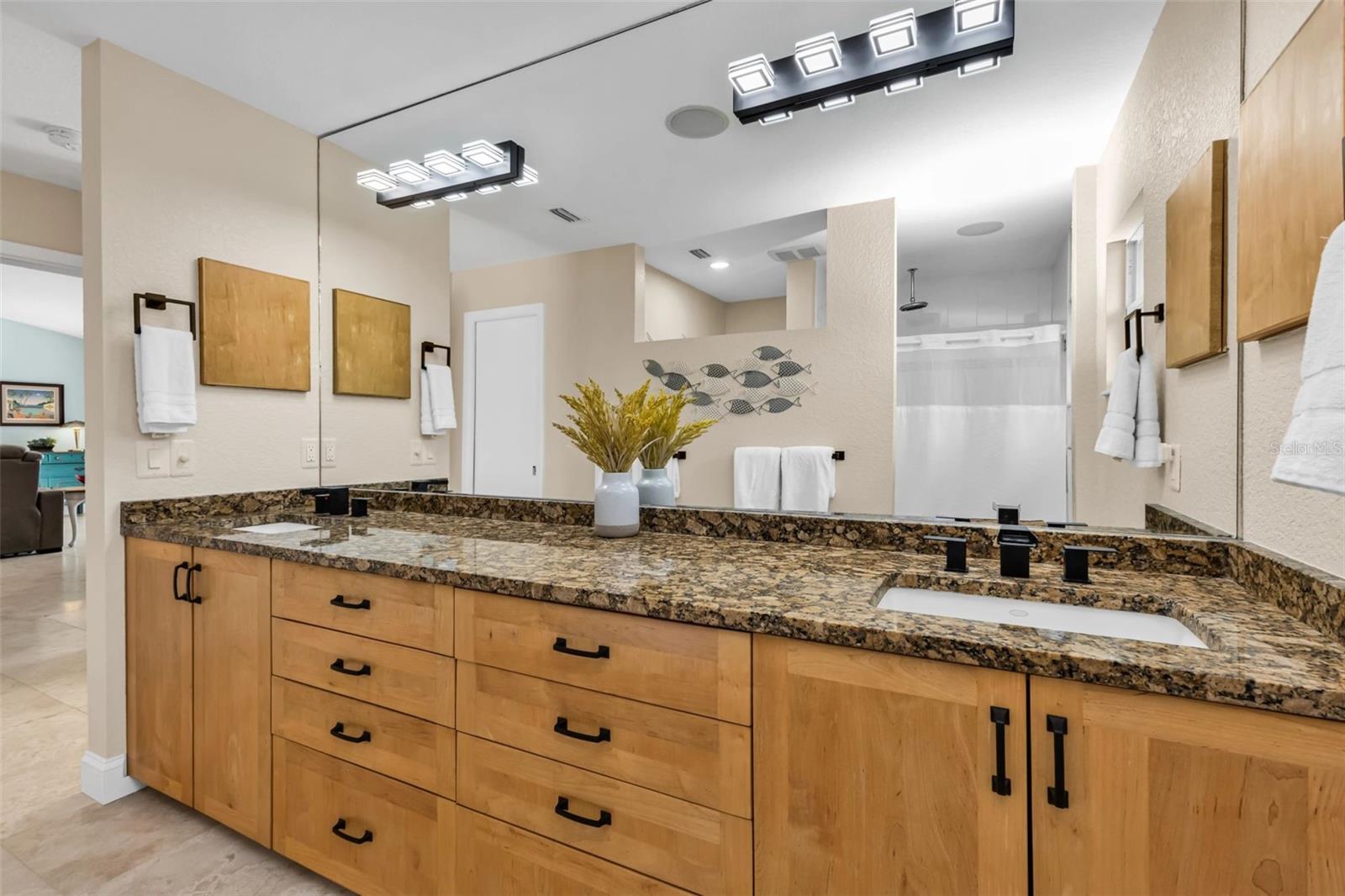 Image 15 of 100 For 3354 Dover Drive