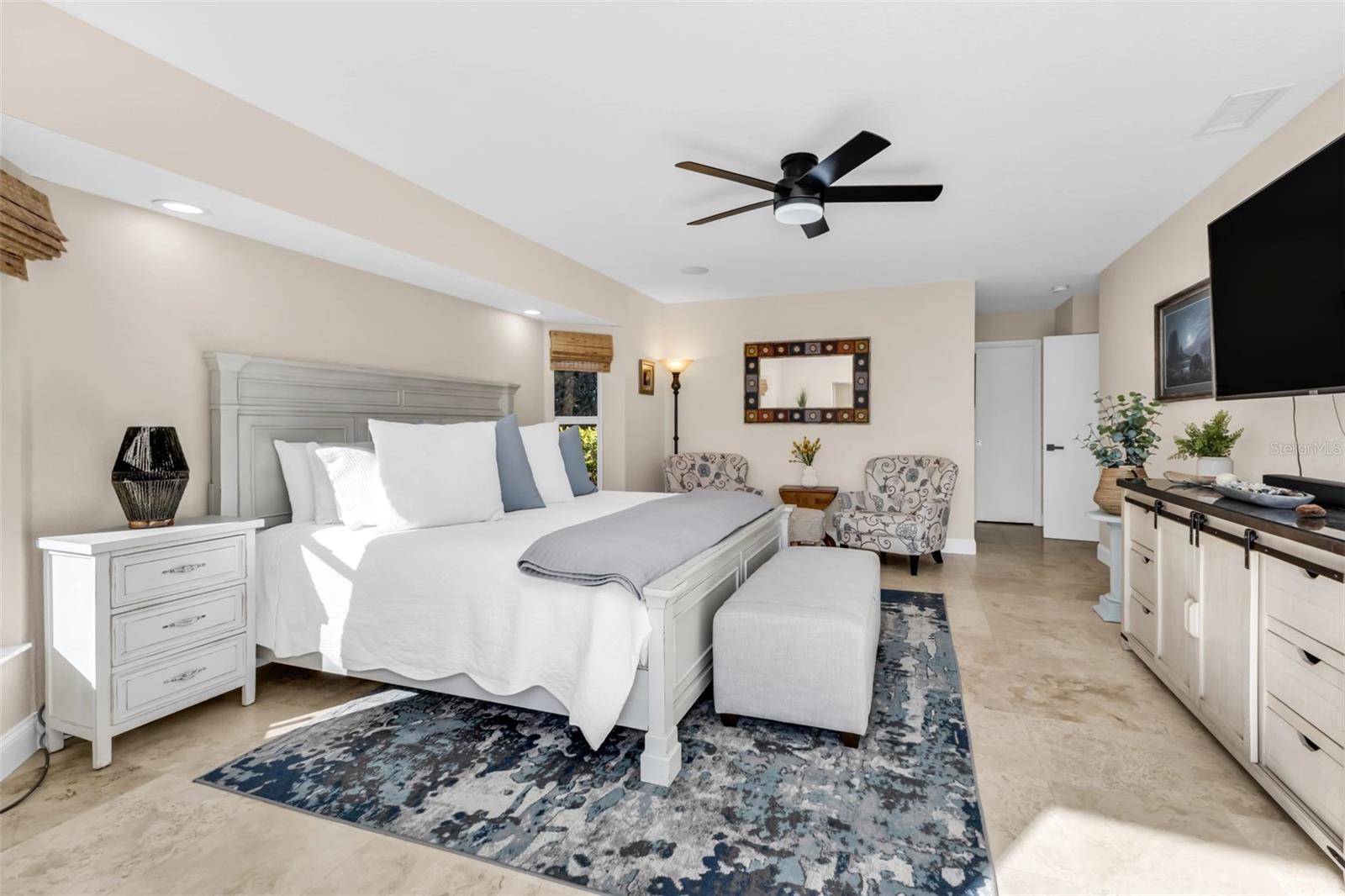 Image 18 of 100 For 3354 Dover Drive