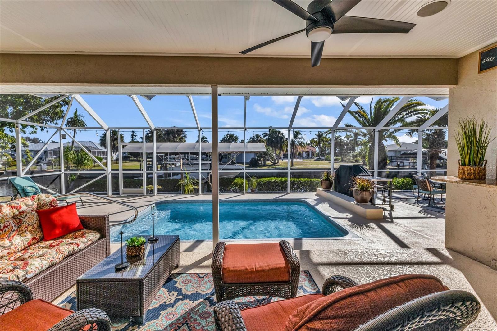 Image 41 of 100 For 3354 Dover Drive