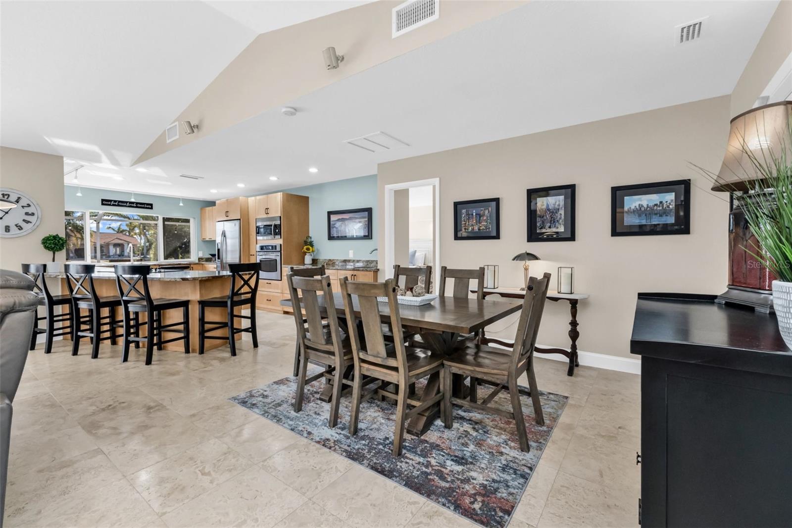 Image 49 of 100 For 3354 Dover Drive