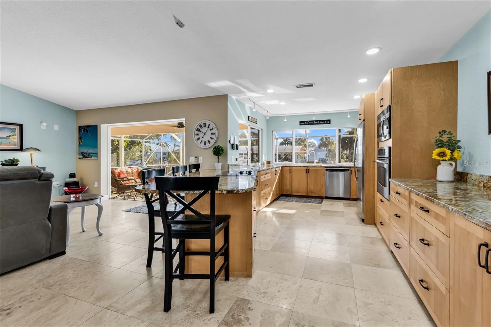 Image 52 of 100 For 3354 Dover Drive