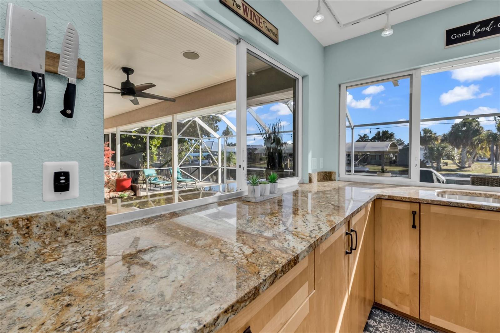 Image 56 of 100 For 3354 Dover Drive