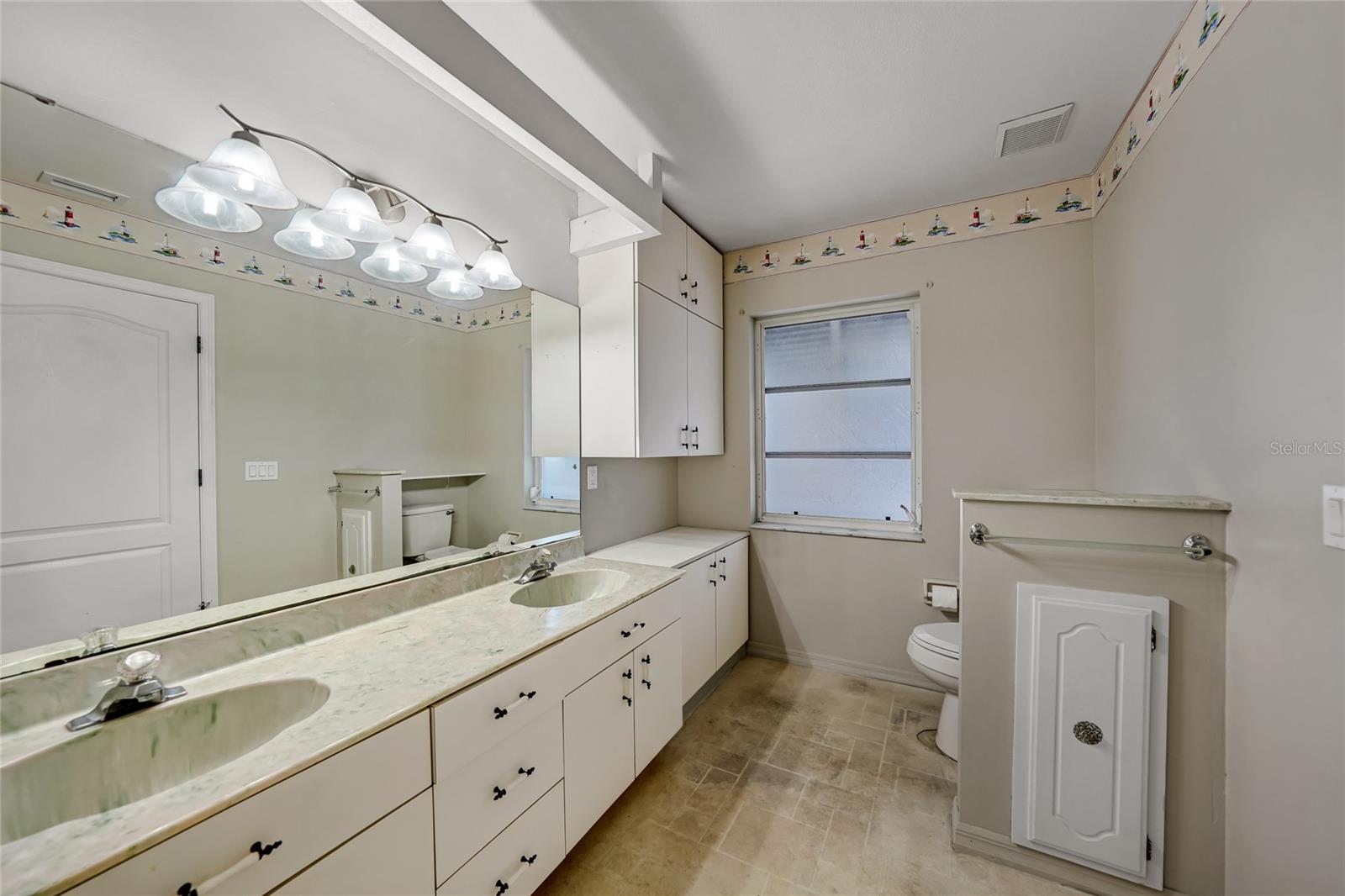 Image 19 of 34 For 2136 Pennsylvania Avenue