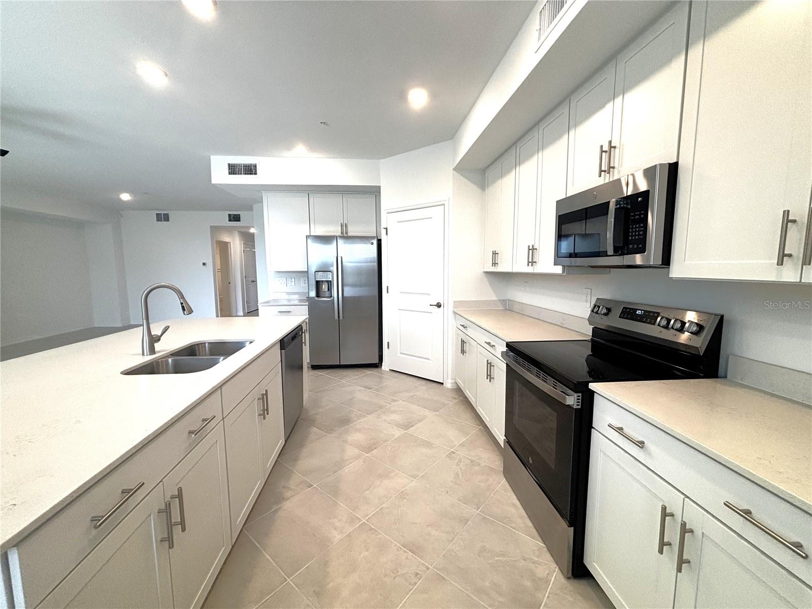 Image 4 of 42 For 17680 Boracay Court 101