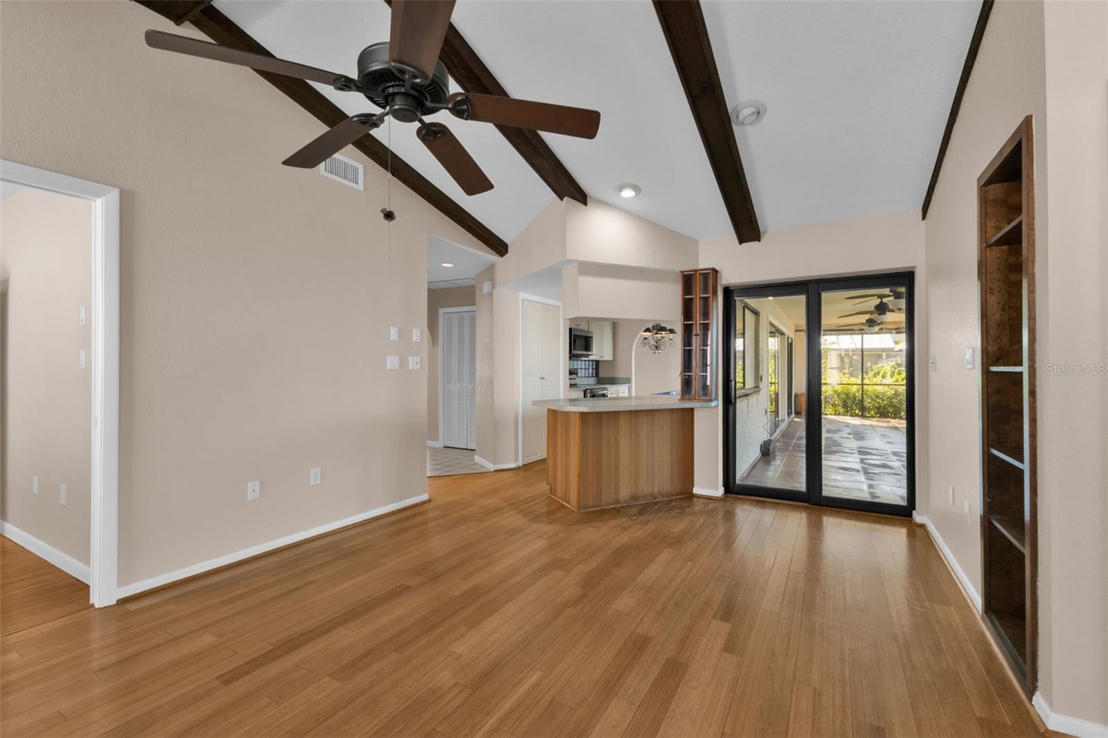 Image 17 of 57 For 271 Bal Harbor Boulevard