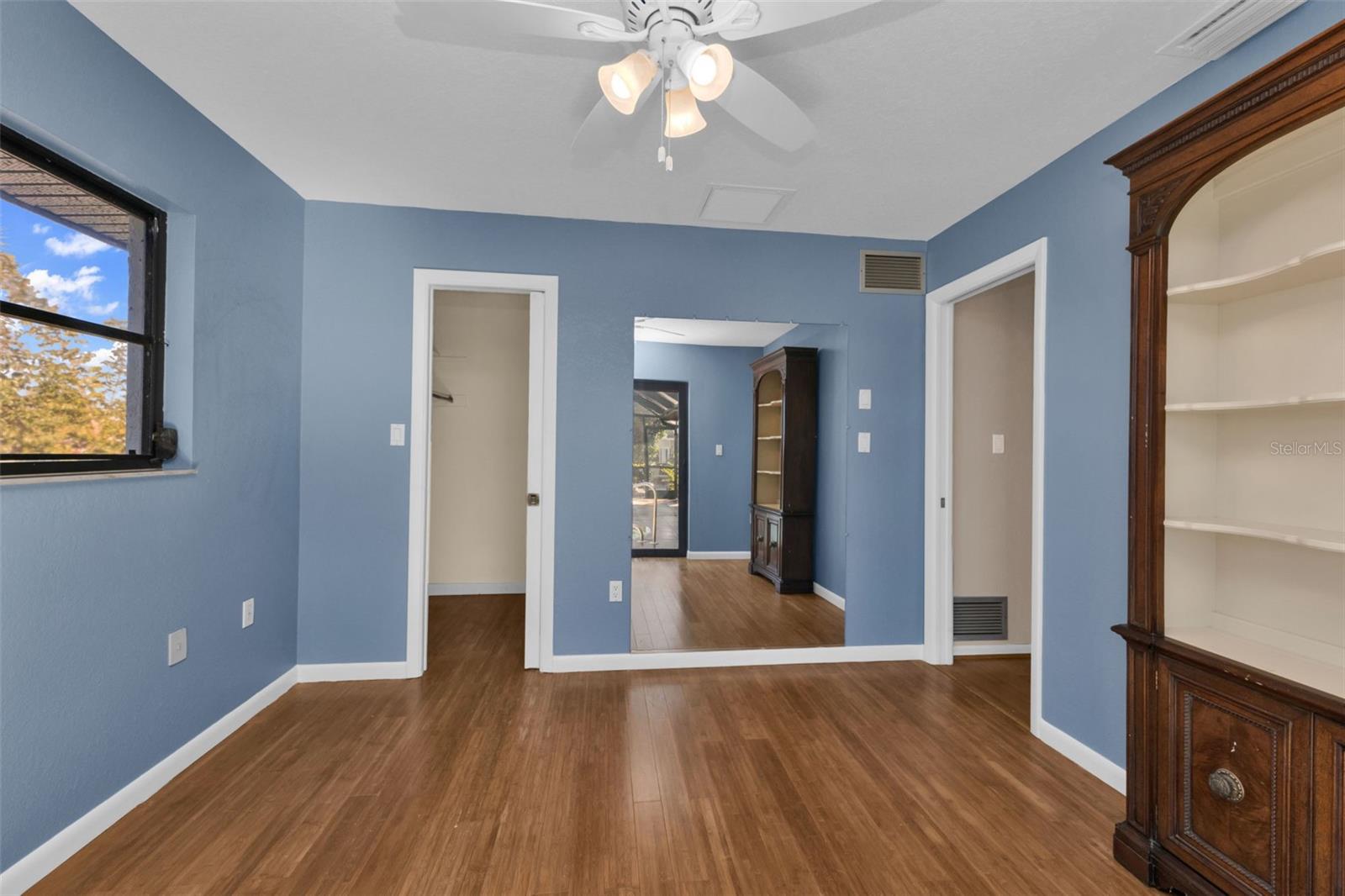 Image 28 of 57 For 271 Bal Harbor Boulevard