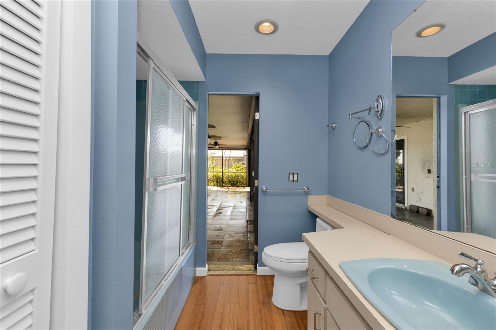 Image 32 of 57 For 271 Bal Harbor Boulevard