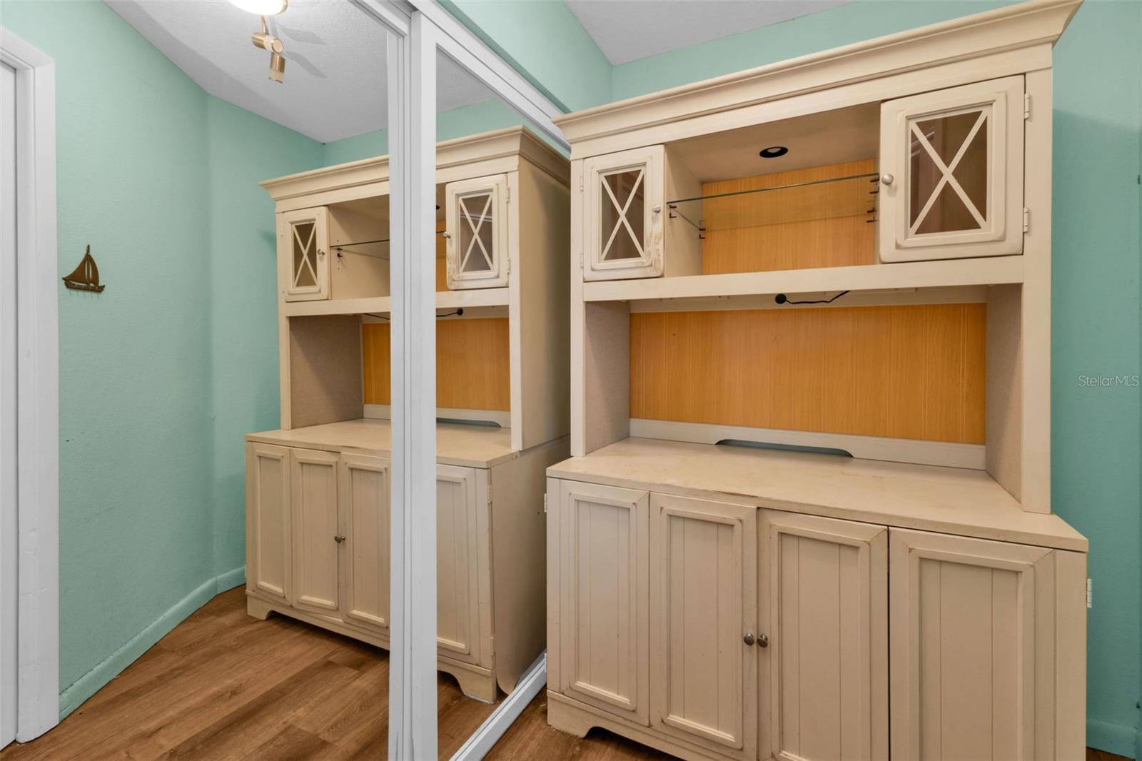 Image 36 of 57 For 271 Bal Harbor Boulevard