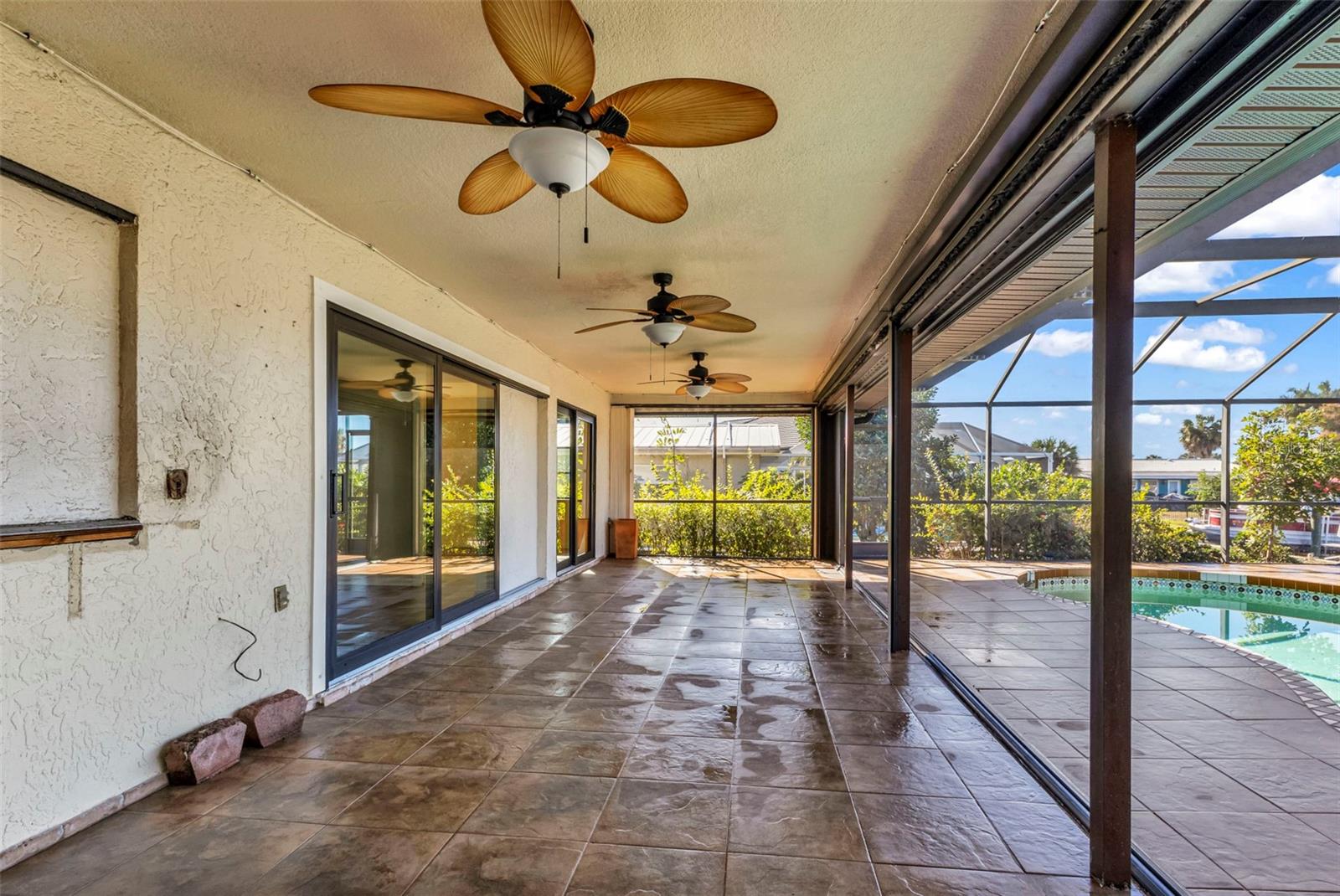 Image 38 of 57 For 271 Bal Harbor Boulevard