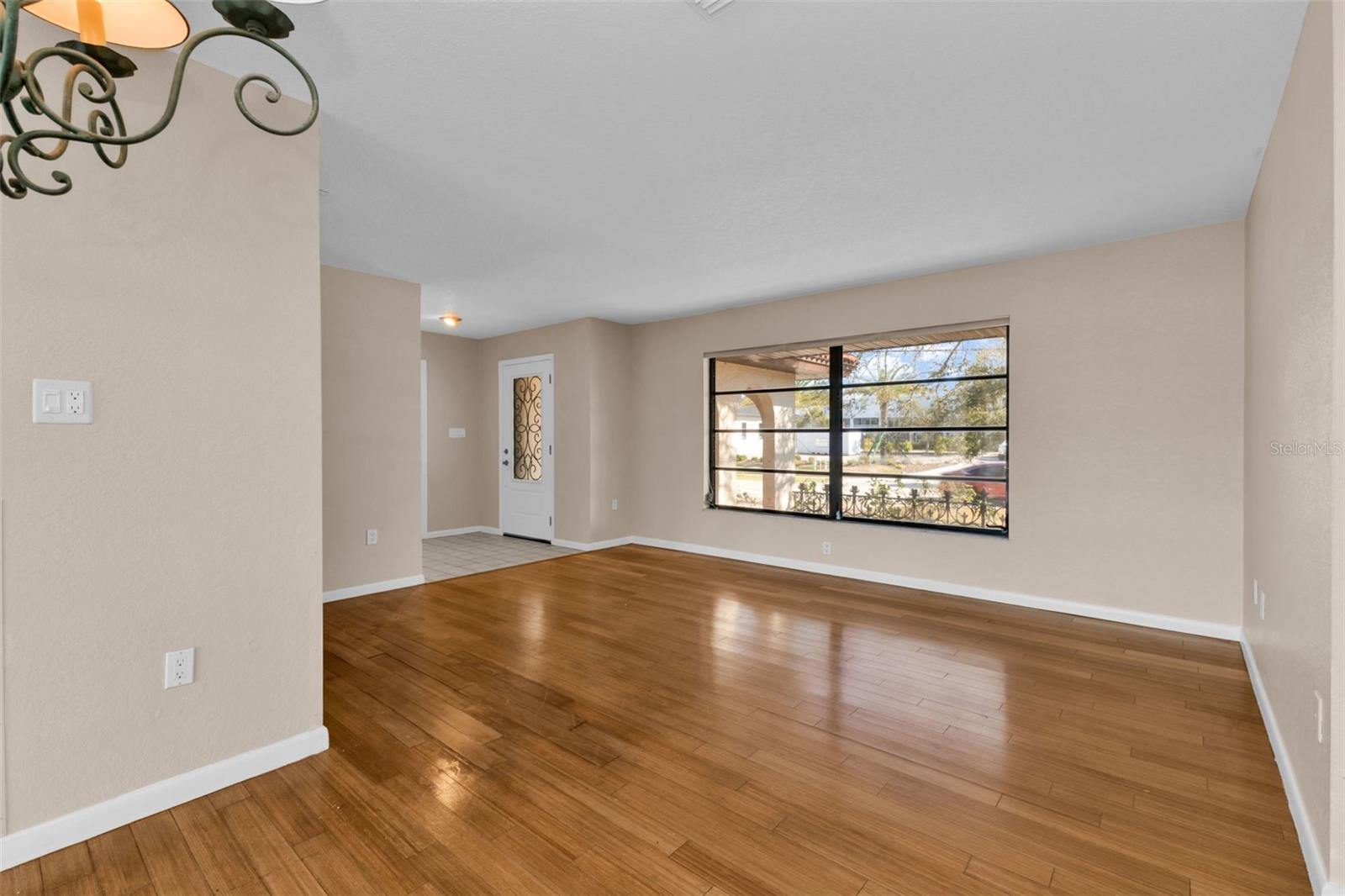 Image 9 of 57 For 271 Bal Harbor Boulevard