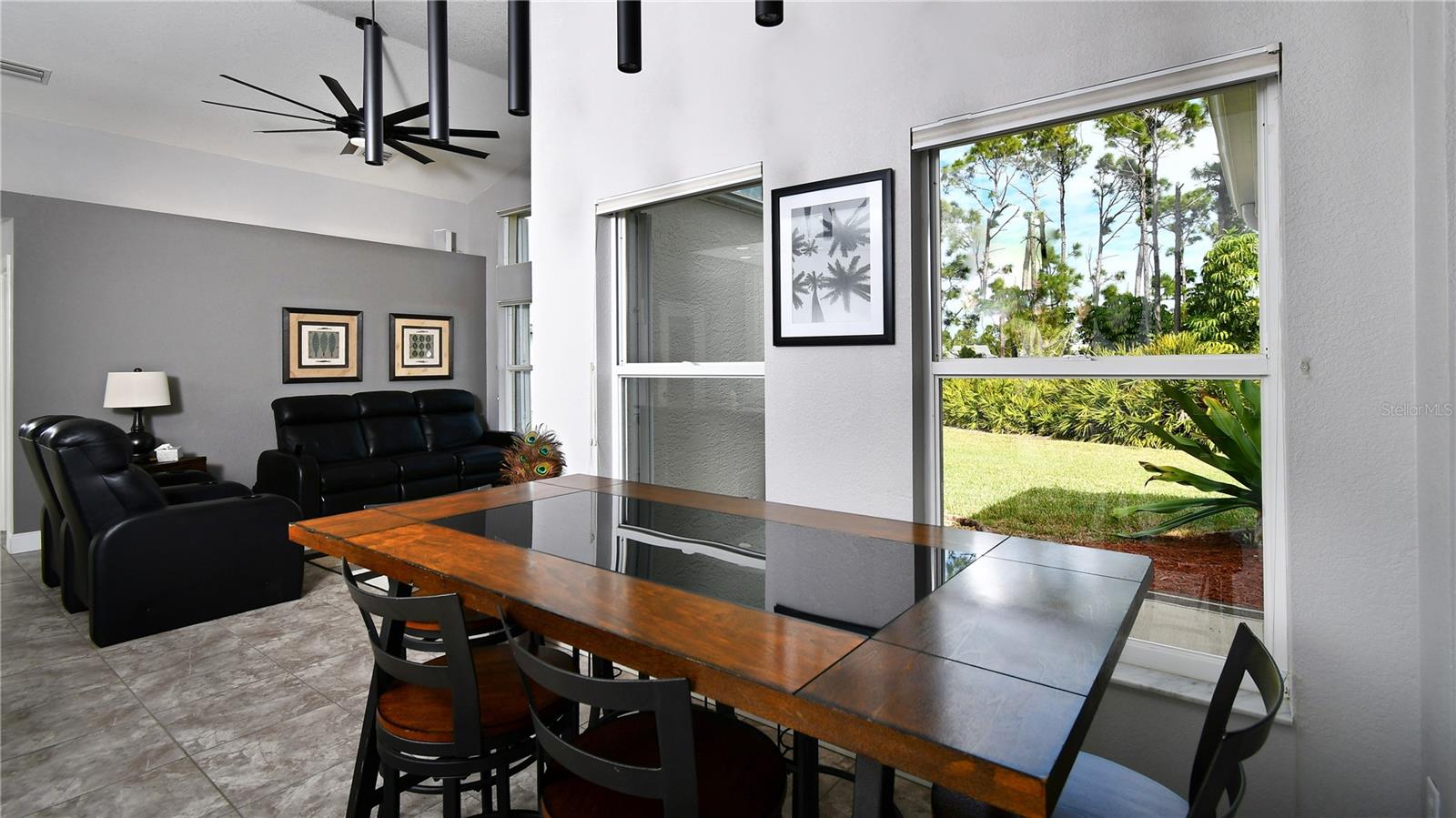 Image 22 of 42 For 5010 Sable Key Circle