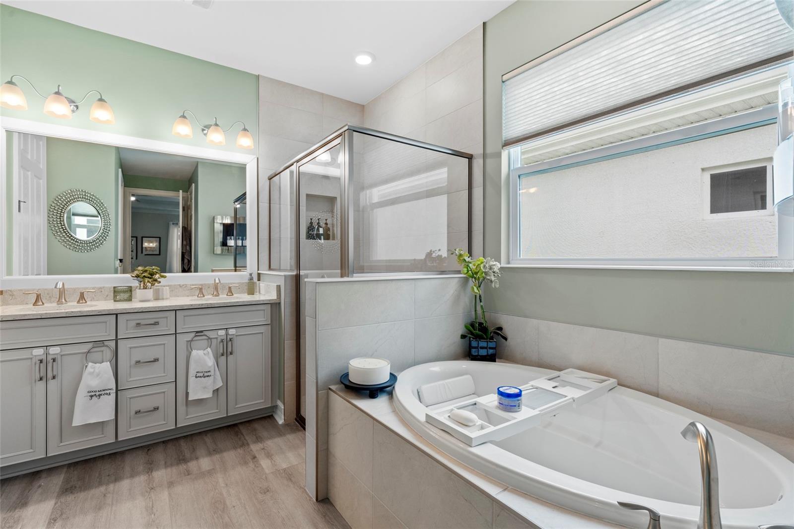 Image 21 of 50 For 28140 Captiva Shell Loop