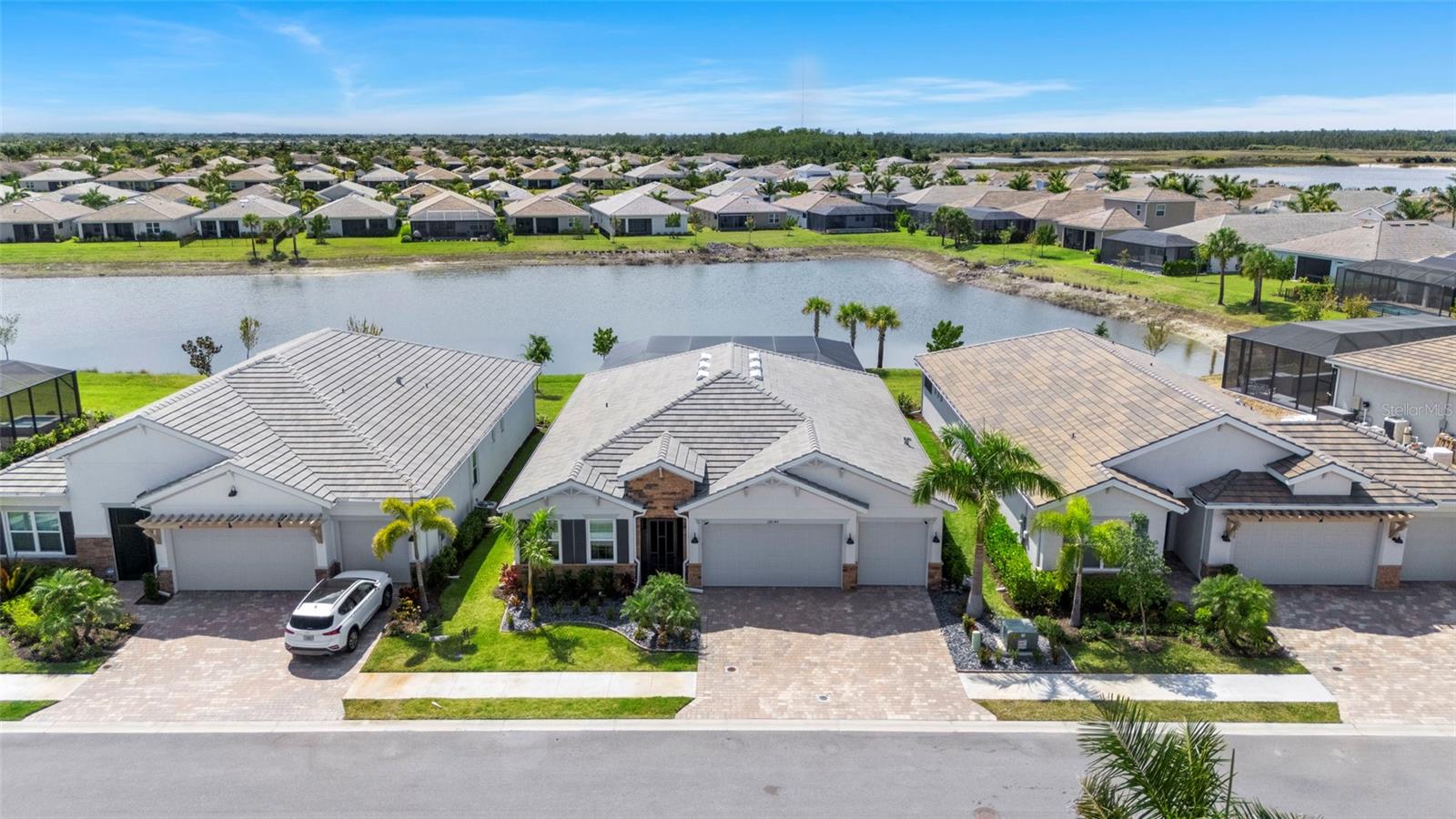 Image 41 of 50 For 28140 Captiva Shell Loop