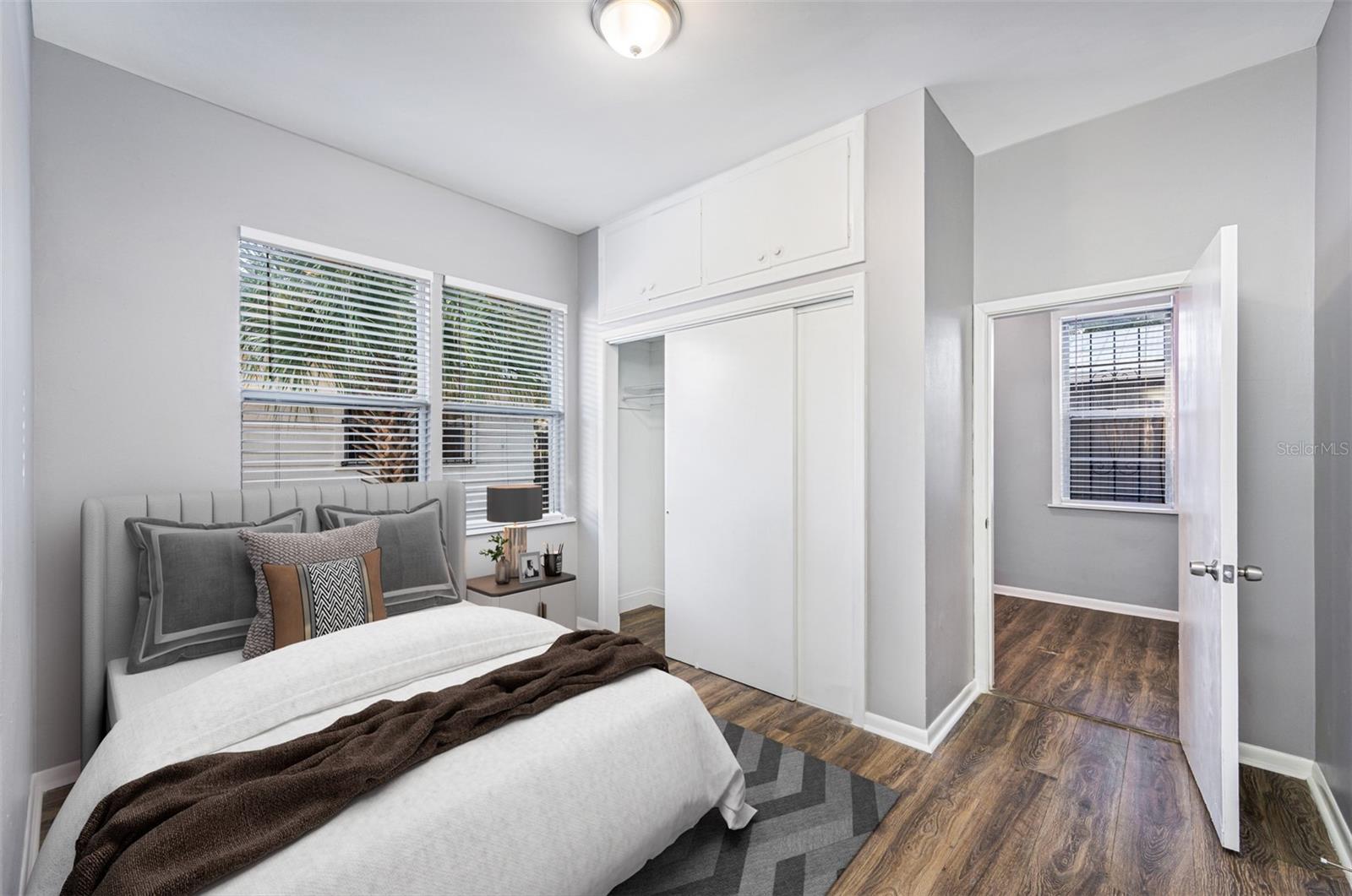 Listing photo id 12 for 3006 13th Street