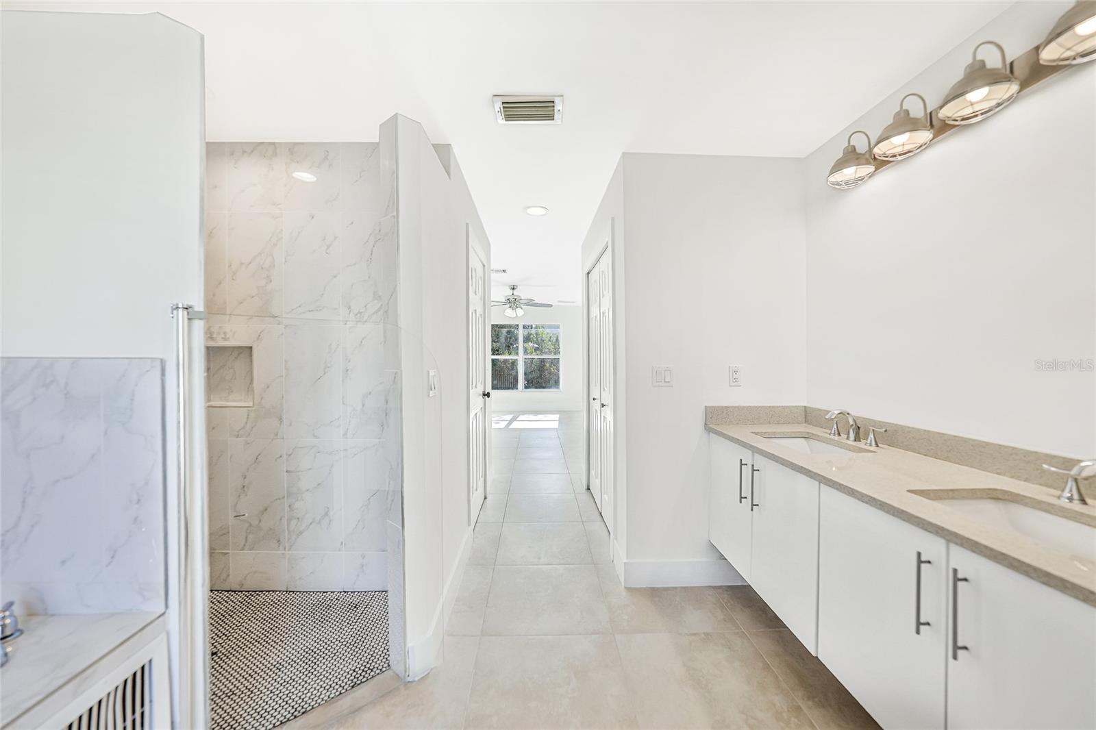 Image 18 of 41 For 1210 10th Terrace