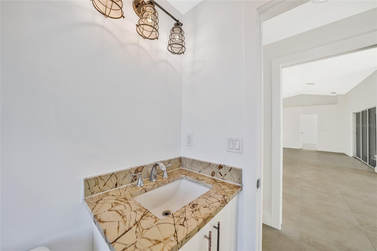 Image 22 of 41 For 1210 10th Terrace