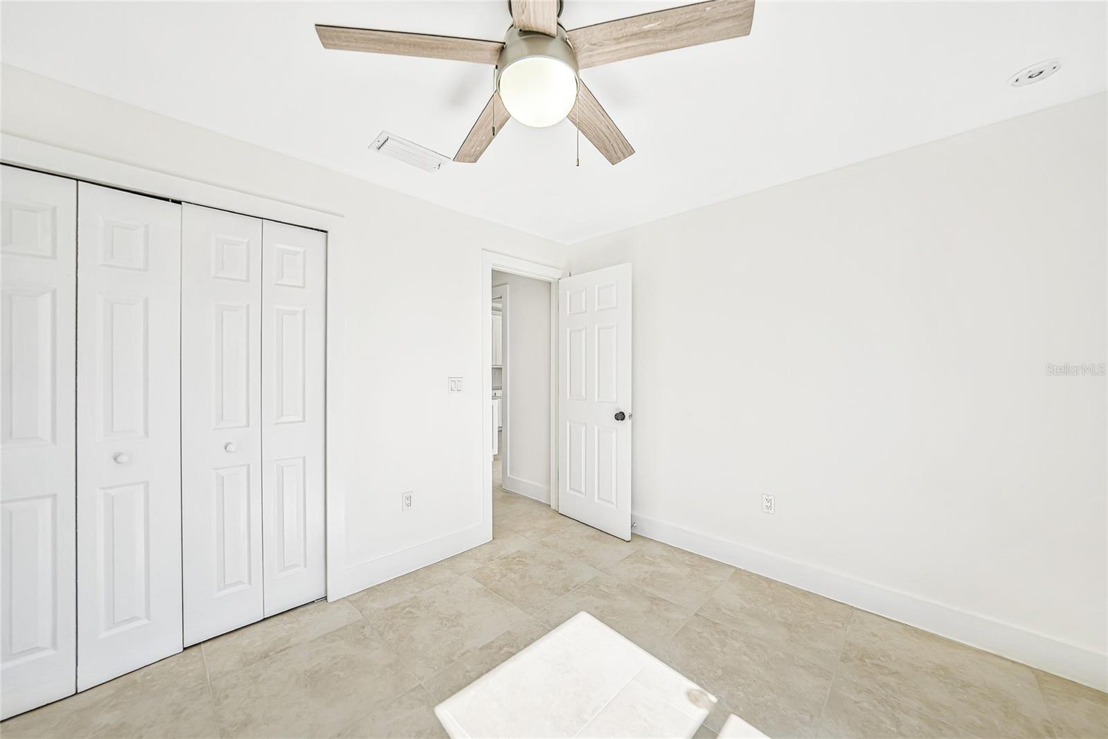 Image 24 of 41 For 1210 10th Terrace