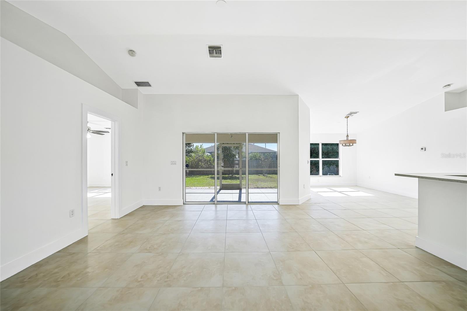 Image 5 of 41 For 1210 10th Terrace