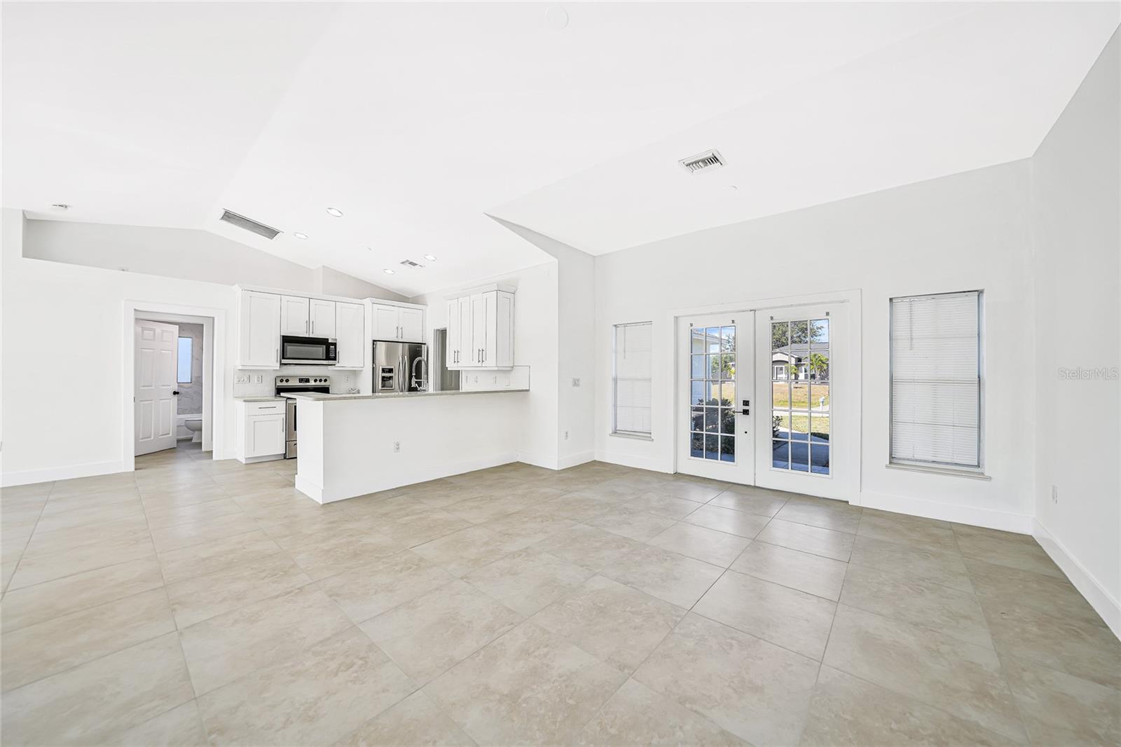 Image 6 of 41 For 1210 10th Terrace