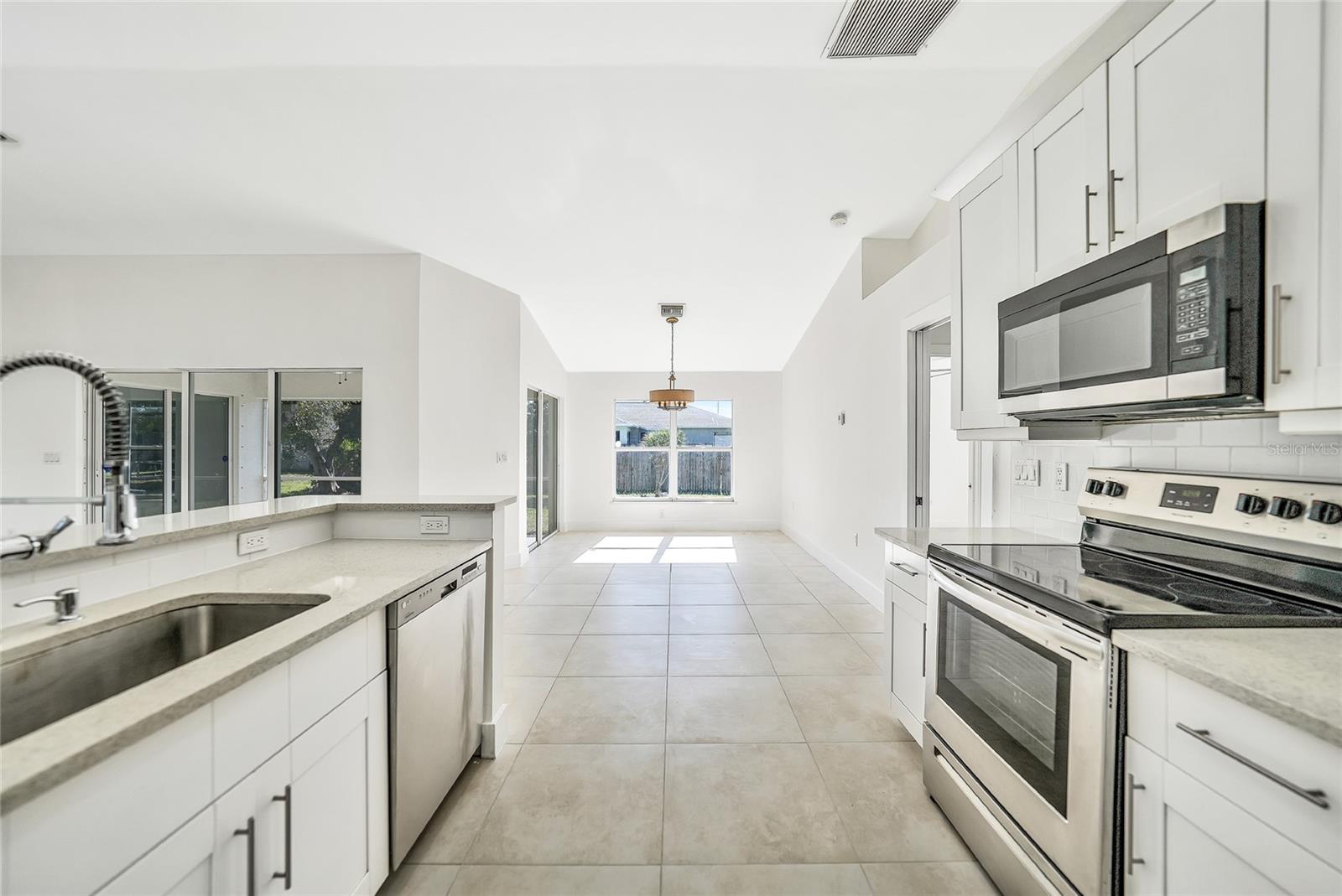 Image 9 of 41 For 1210 10th Terrace