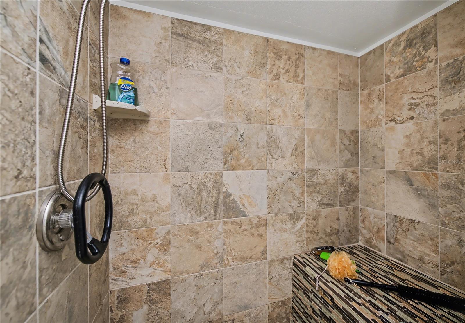 Image 22 of 62 For 192 Antofagasta Street