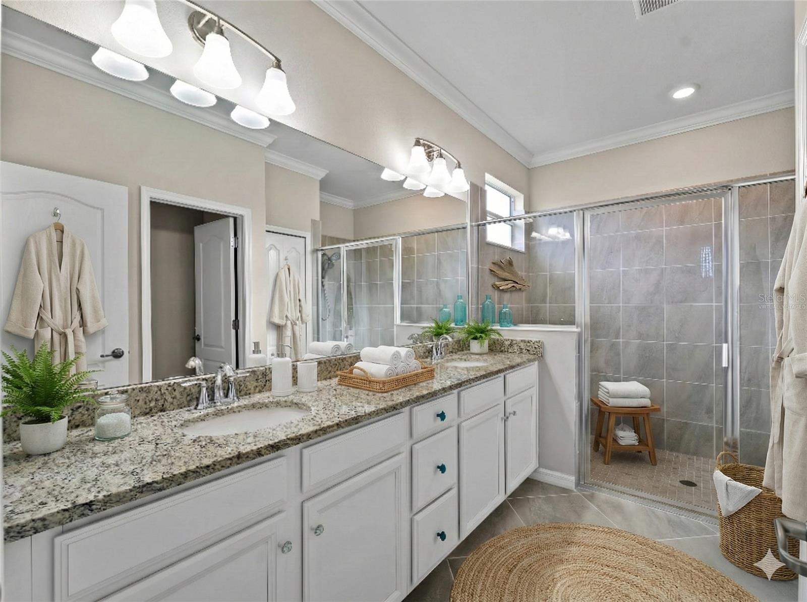 Image 12 of 71 For 15033 Spanish Point Drive