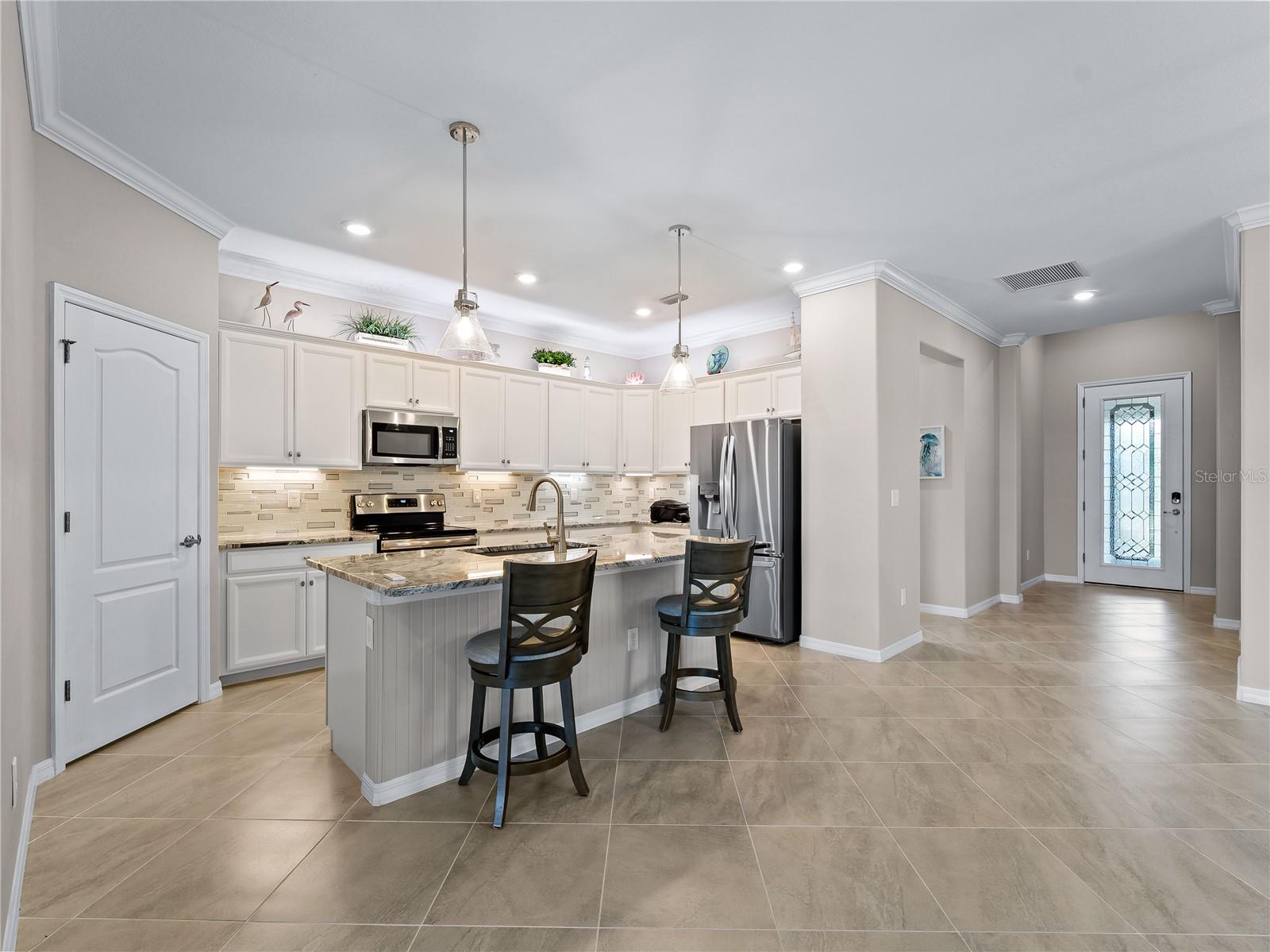 Image 16 of 71 For 15033 Spanish Point Drive