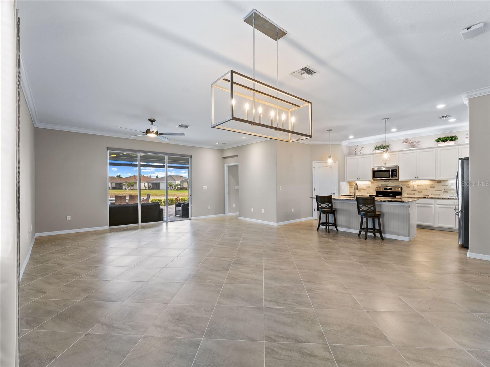 Image 20 of 71 For 15033 Spanish Point Drive