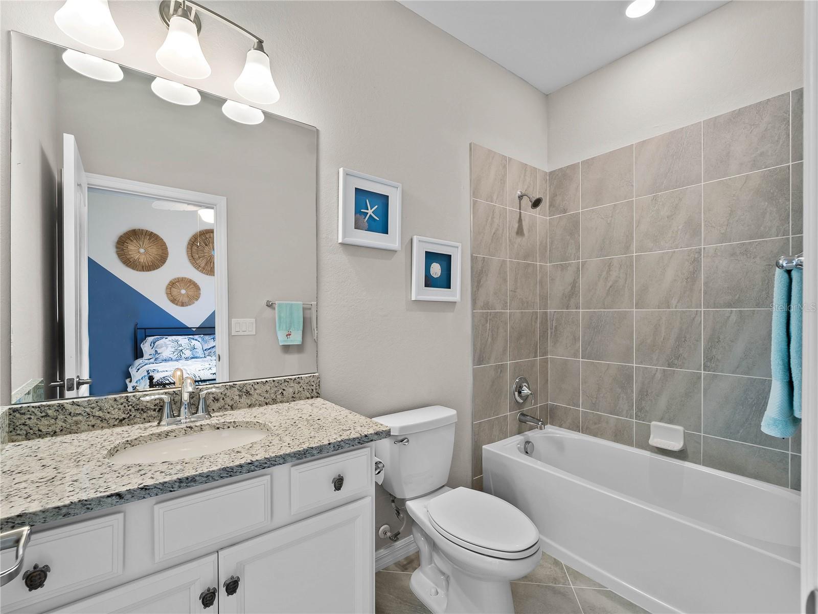 Image 27 of 71 For 15033 Spanish Point Drive