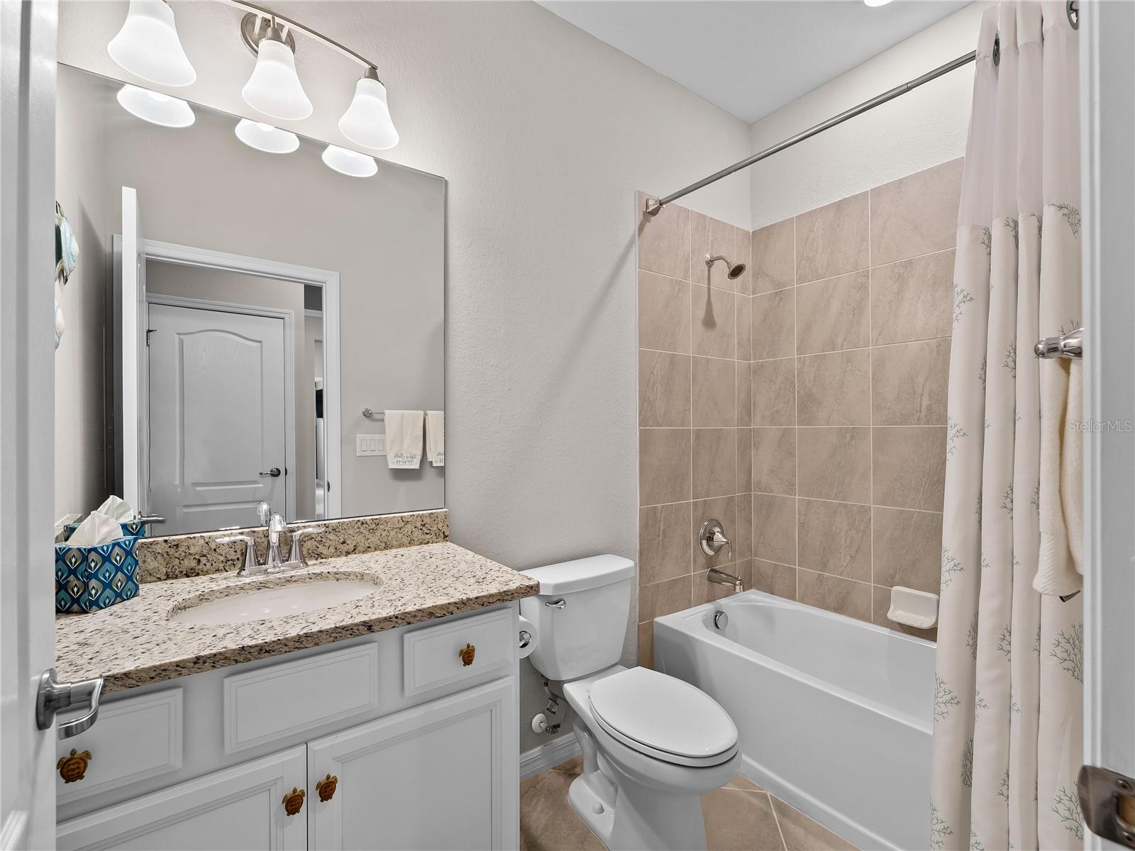 Image 31 of 71 For 15033 Spanish Point Drive