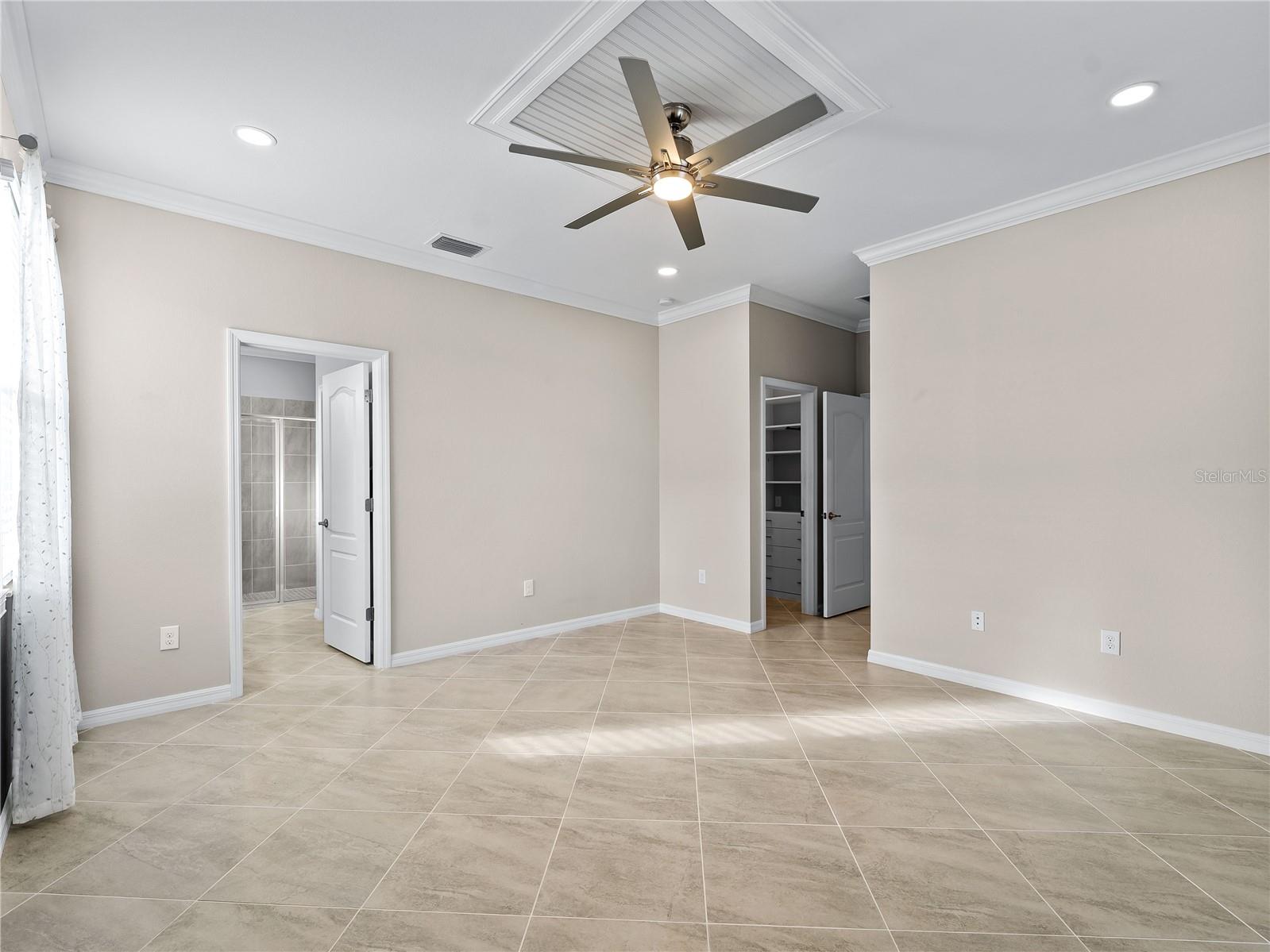 Image 37 of 71 For 15033 Spanish Point Drive