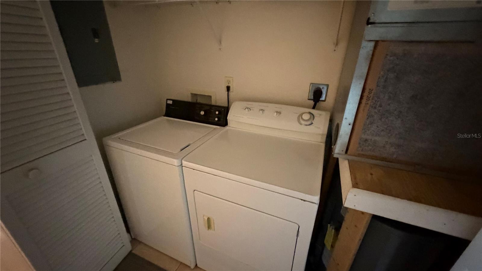 Image 9 of 11 For 2845 Magdalina Drive  #3