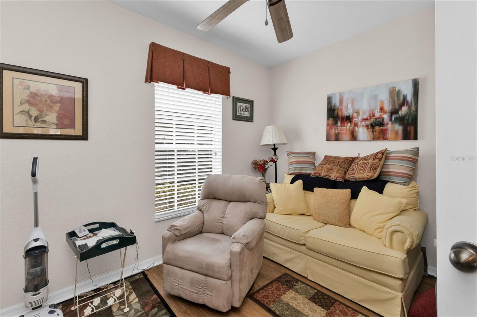 Image 22 of 30 For 19365 Water Oak Drive 108