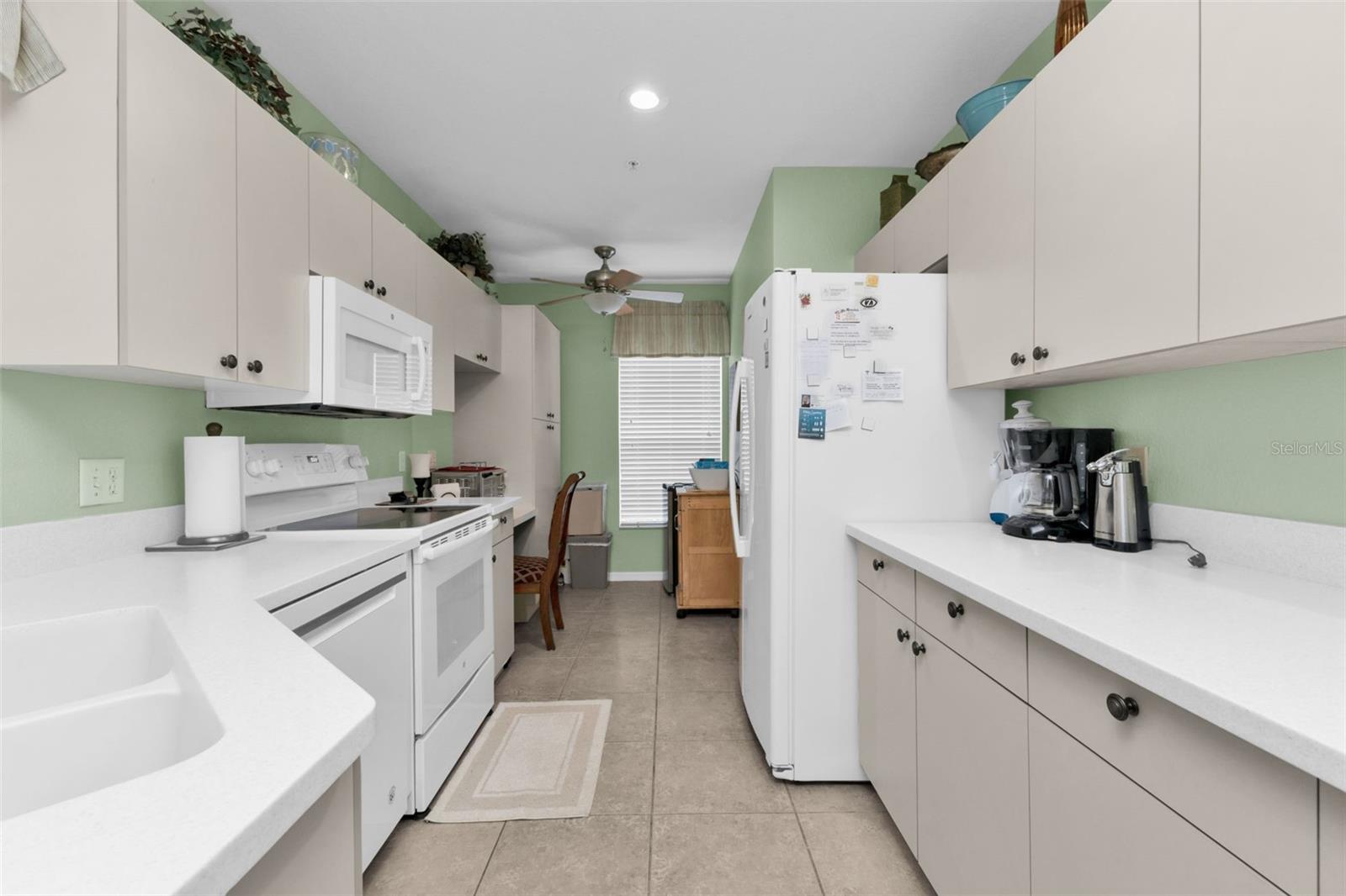 Image 5 of 30 For 19365 Water Oak Drive 108