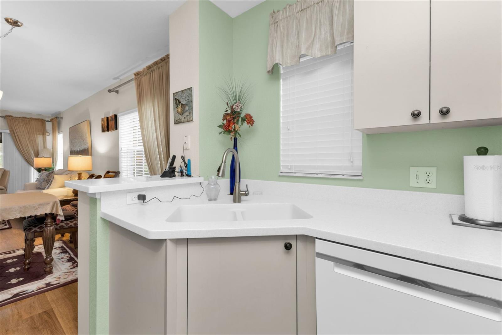 Image 7 of 30 For 19365 Water Oak Drive 108