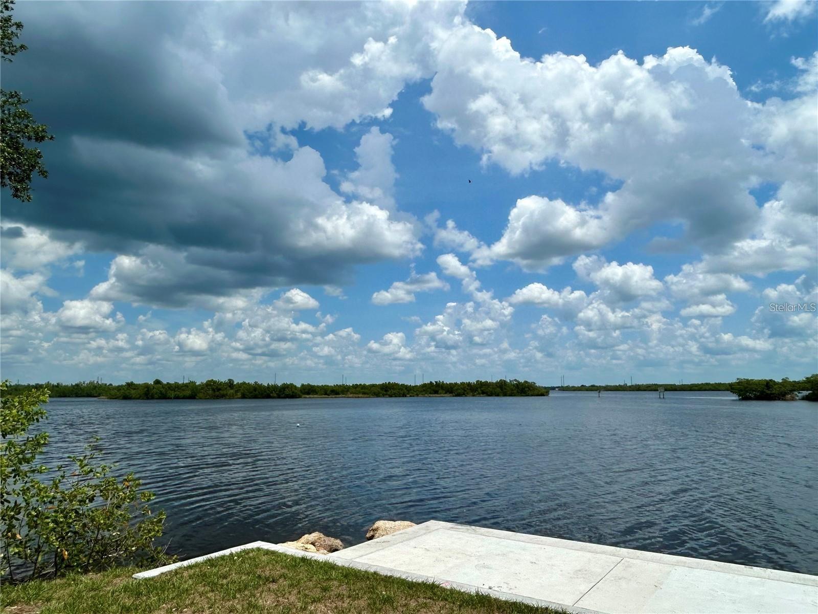 Image 15 of 28 For 3285 Santa Barbara Dr