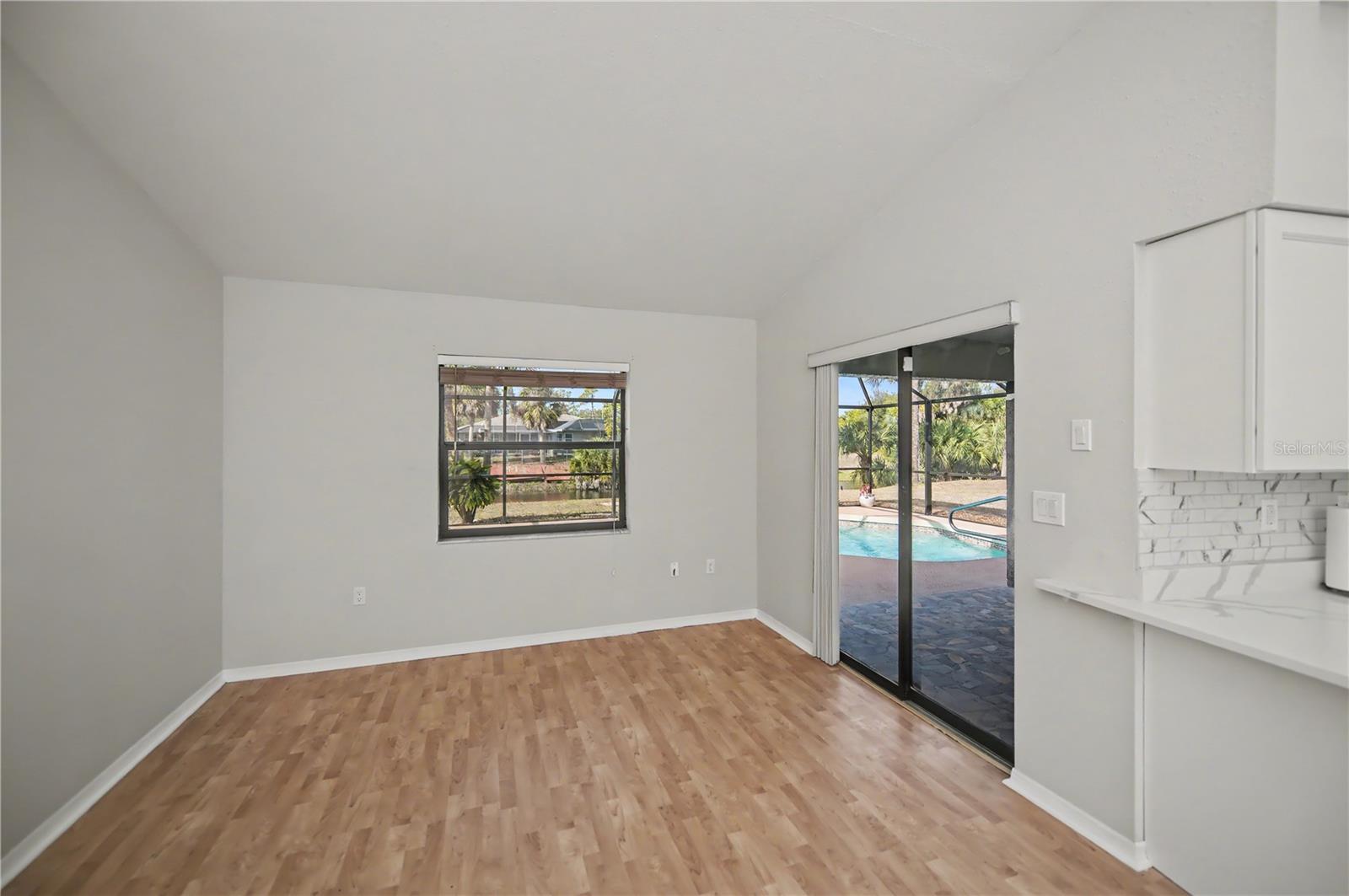 Image 26 of 76 For 1197 Dorchester Street