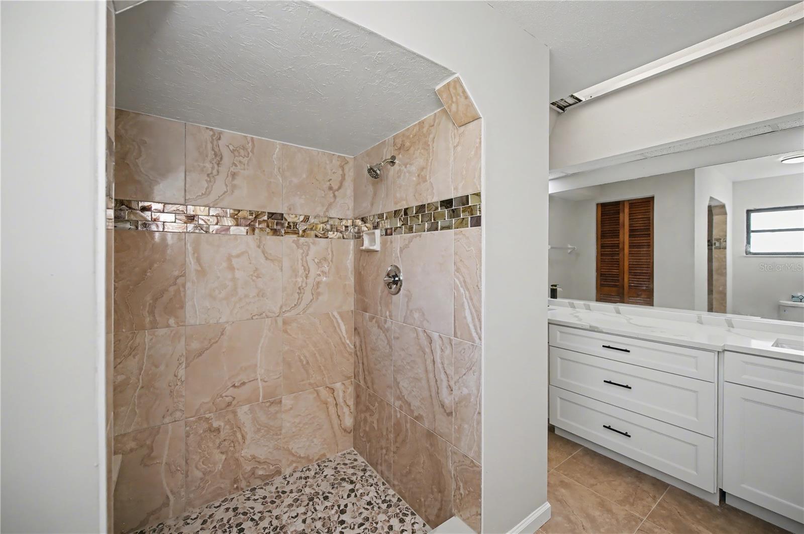 Image 35 of 76 For 1197 Dorchester Street