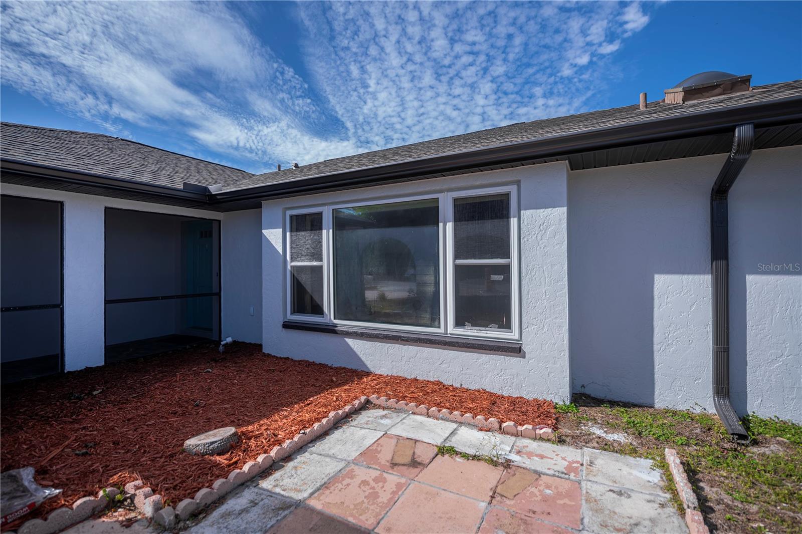 Image 9 of 76 For 1197 Dorchester Street