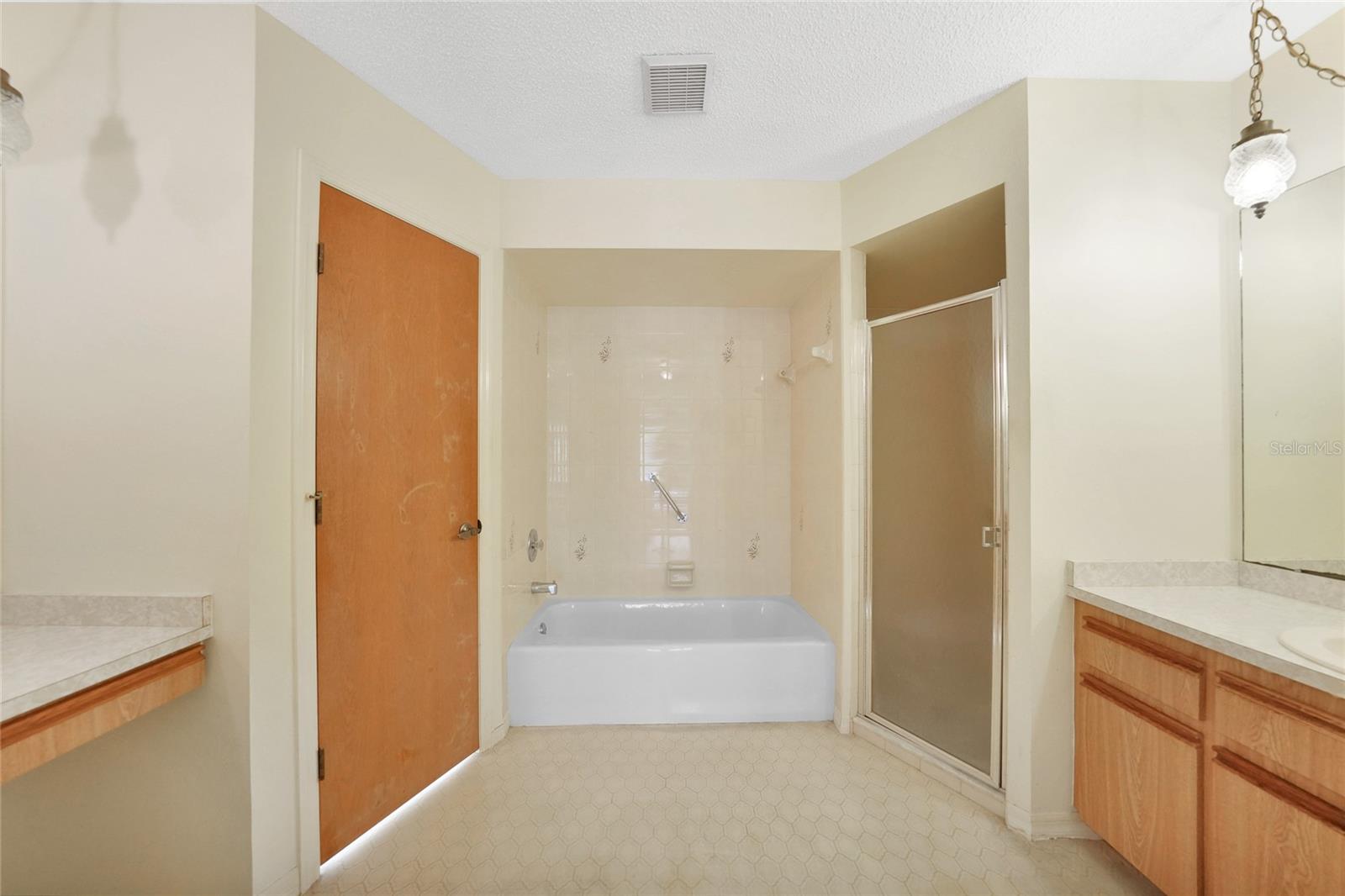 Image 21 of 69 For 5446 Stokes Street