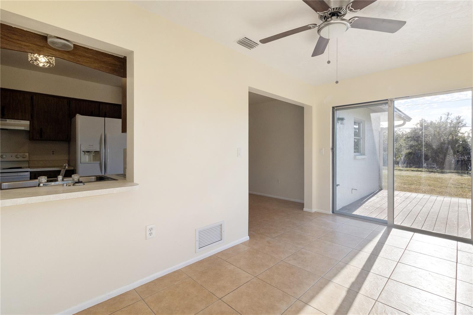 Image 14 of 29 For 51 Boundary Boulevard A